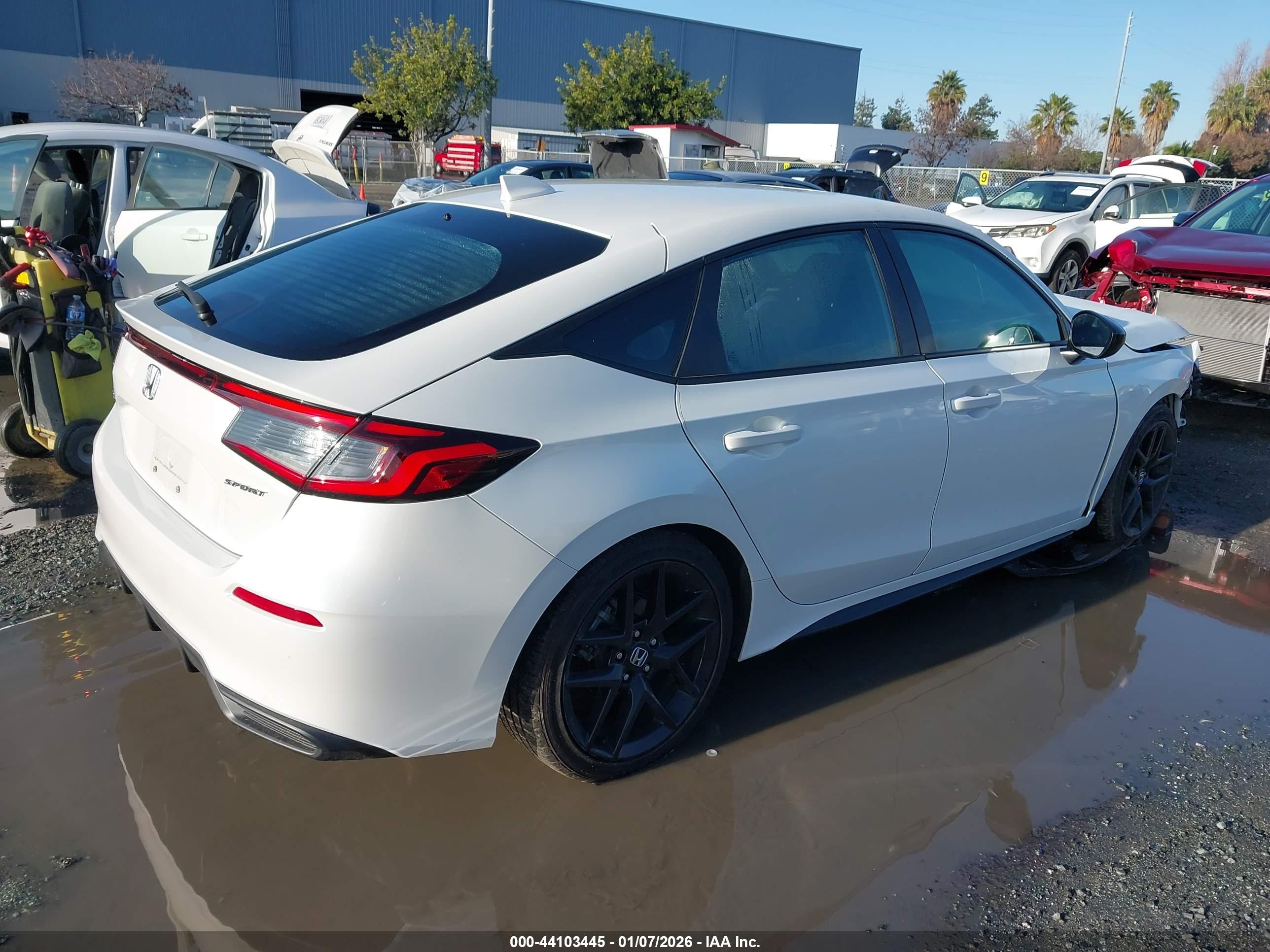 HONDA CIVIC image 4