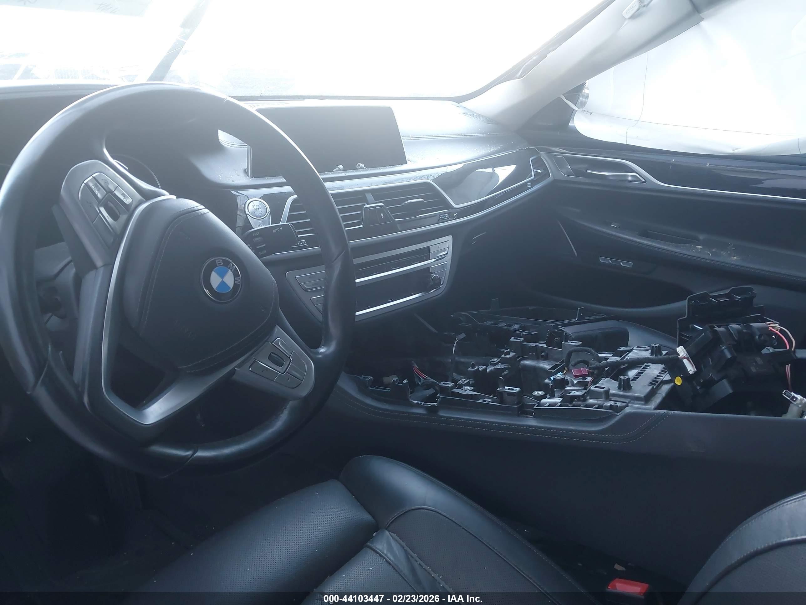 BMW 740I image 5