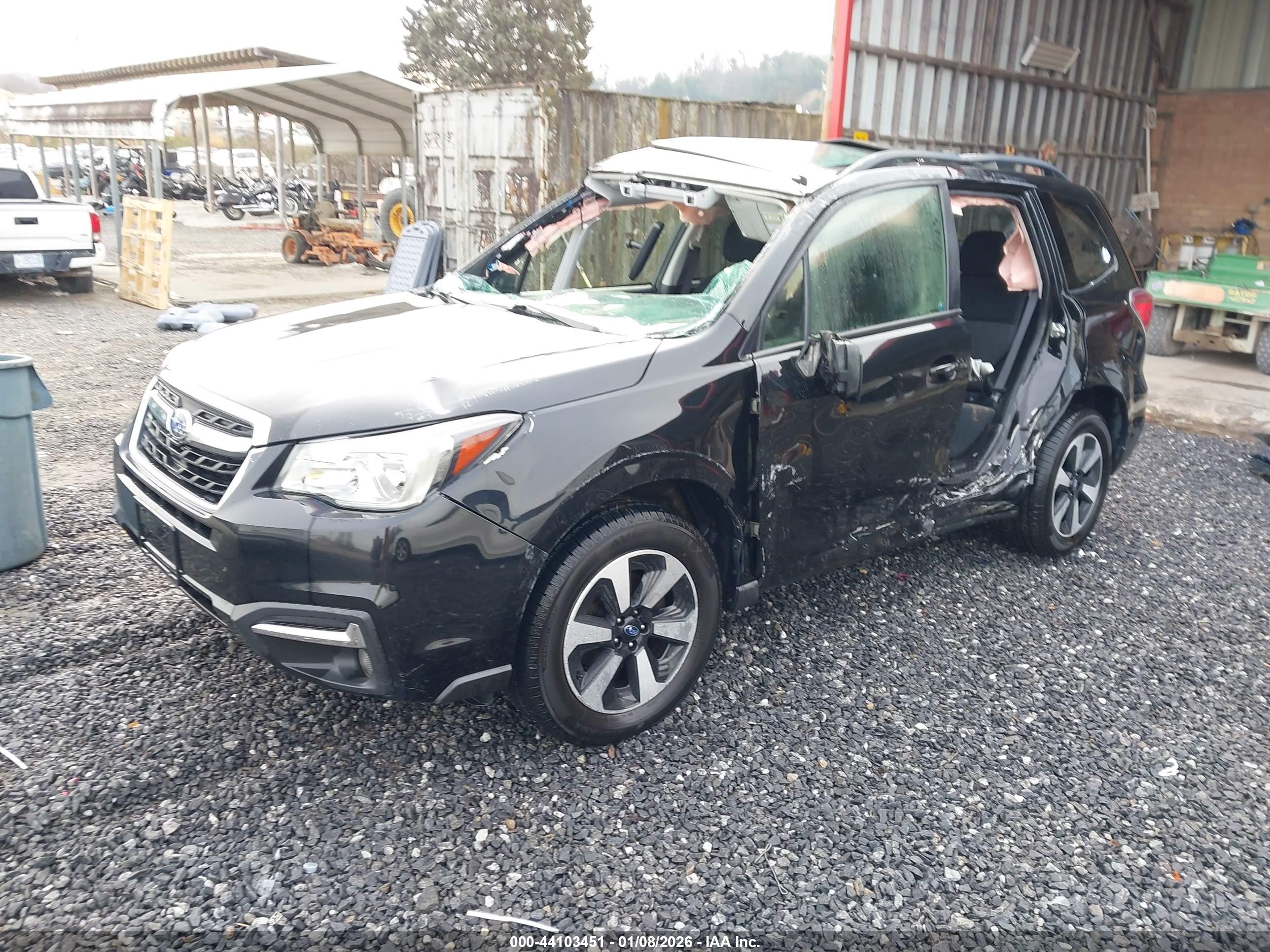 SUBARU FORESTER image 2