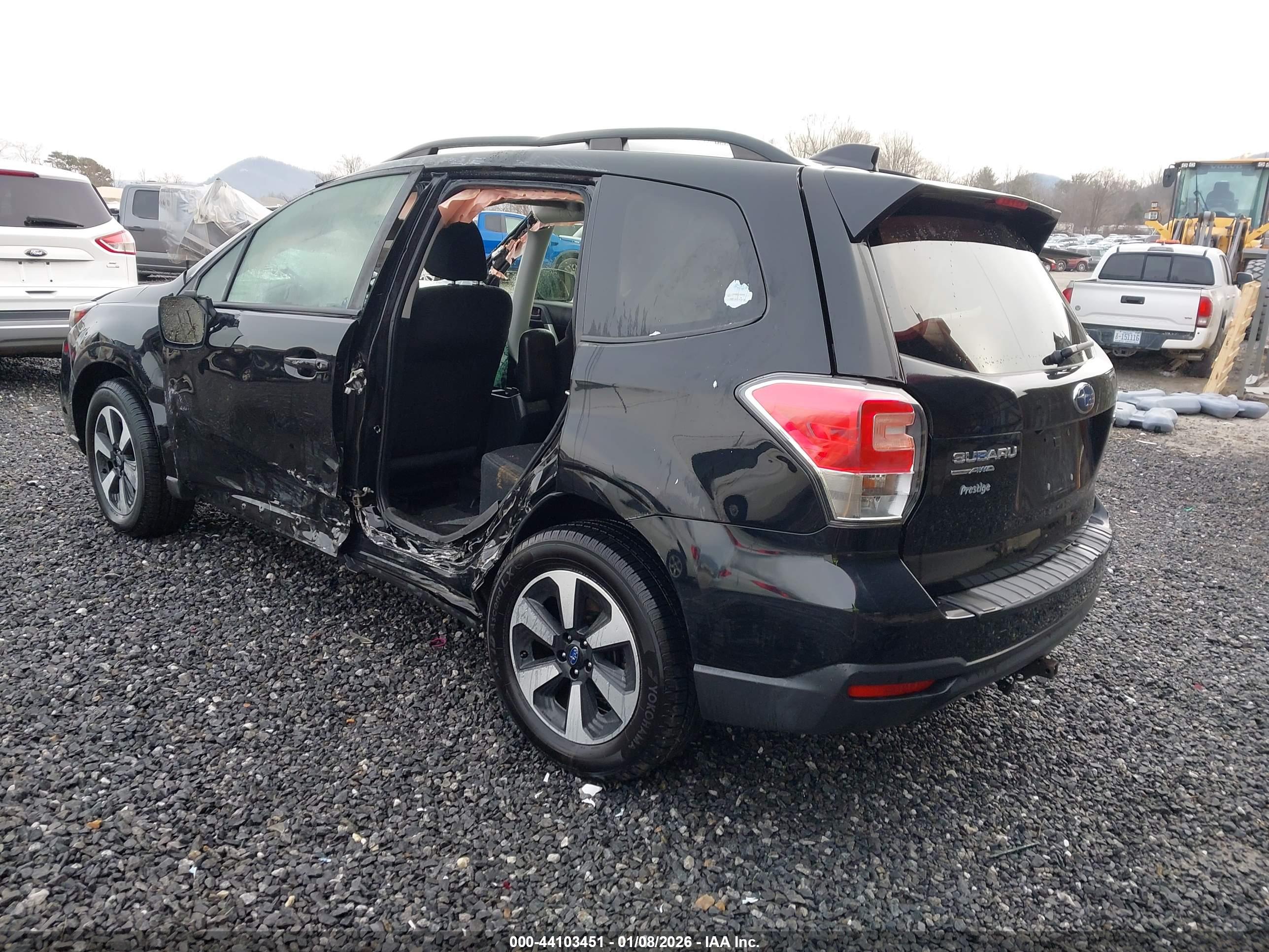 SUBARU FORESTER image 3