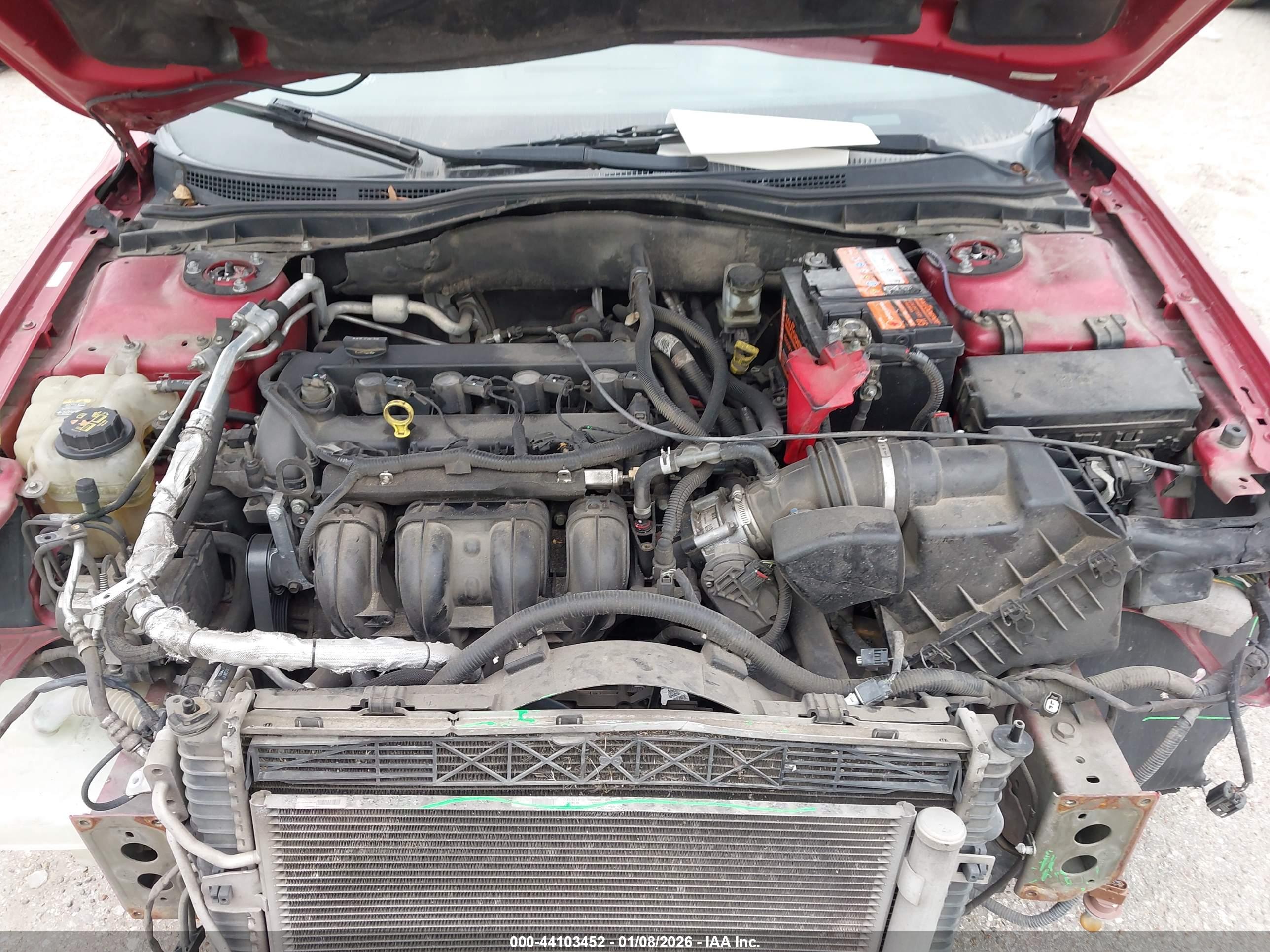 FORD FUSION image 10