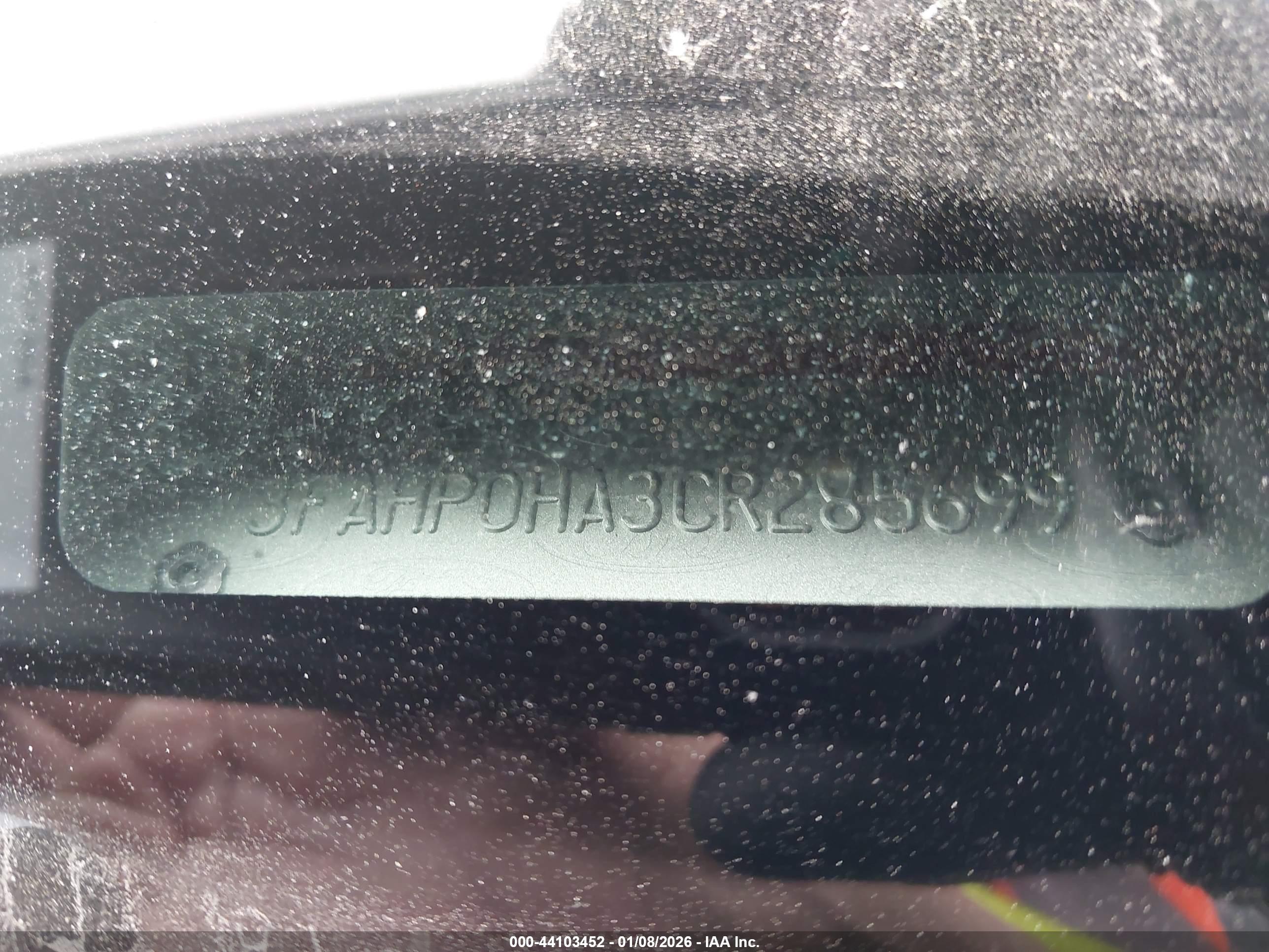 FORD FUSION image 9