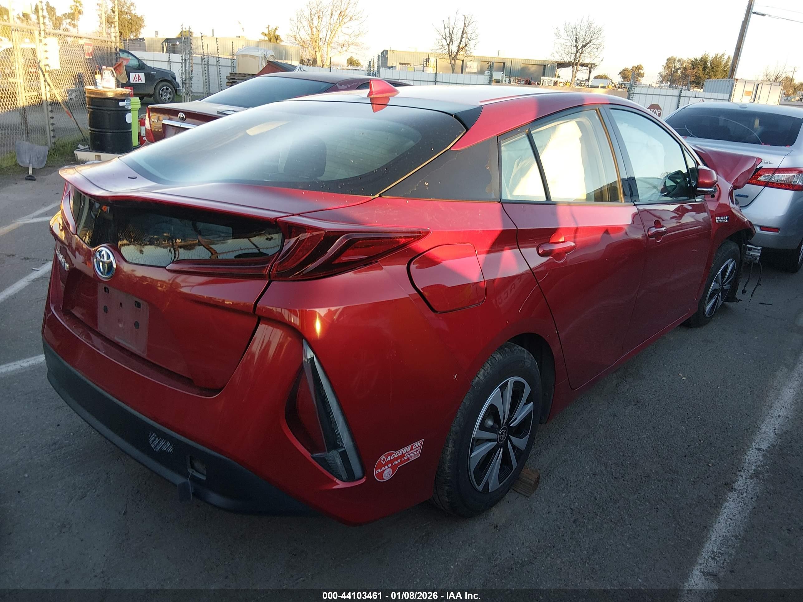TOYOTA PRIUS image 4