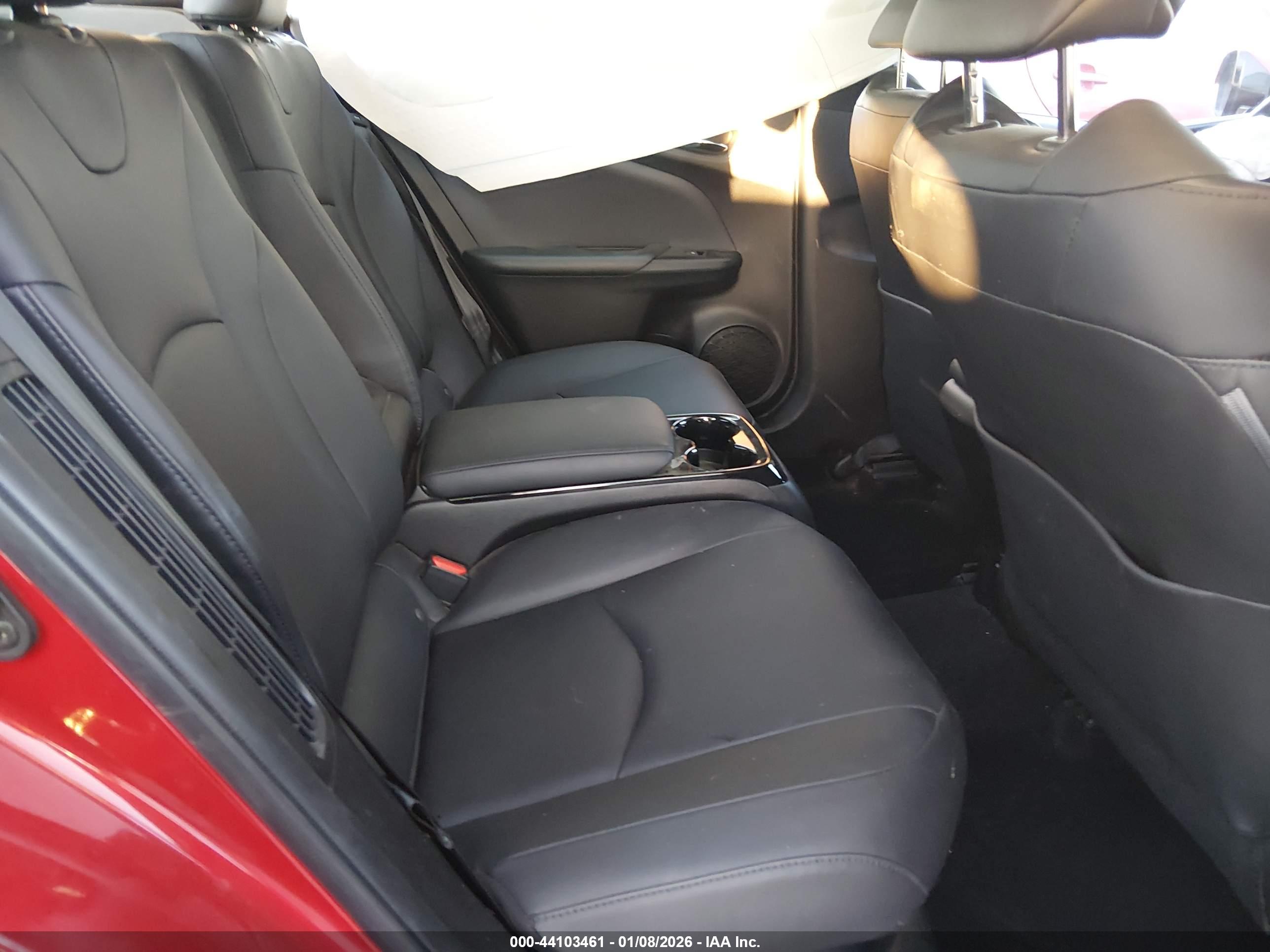 TOYOTA PRIUS image 8