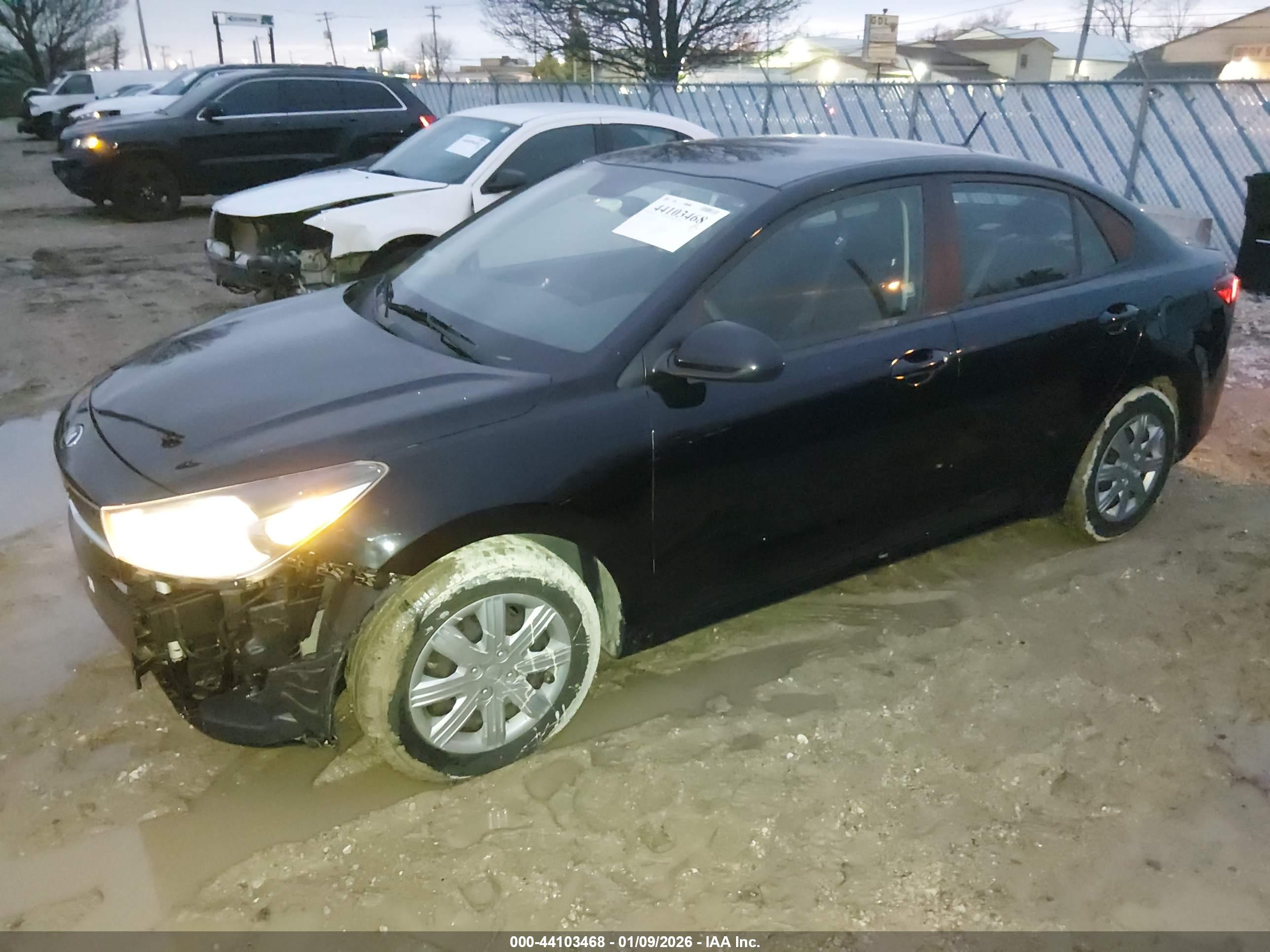 KIA RIO image 2