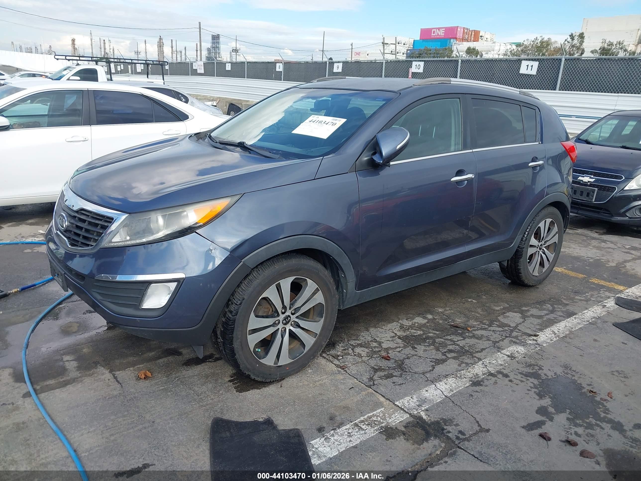 KIA SPORTAGE image 2