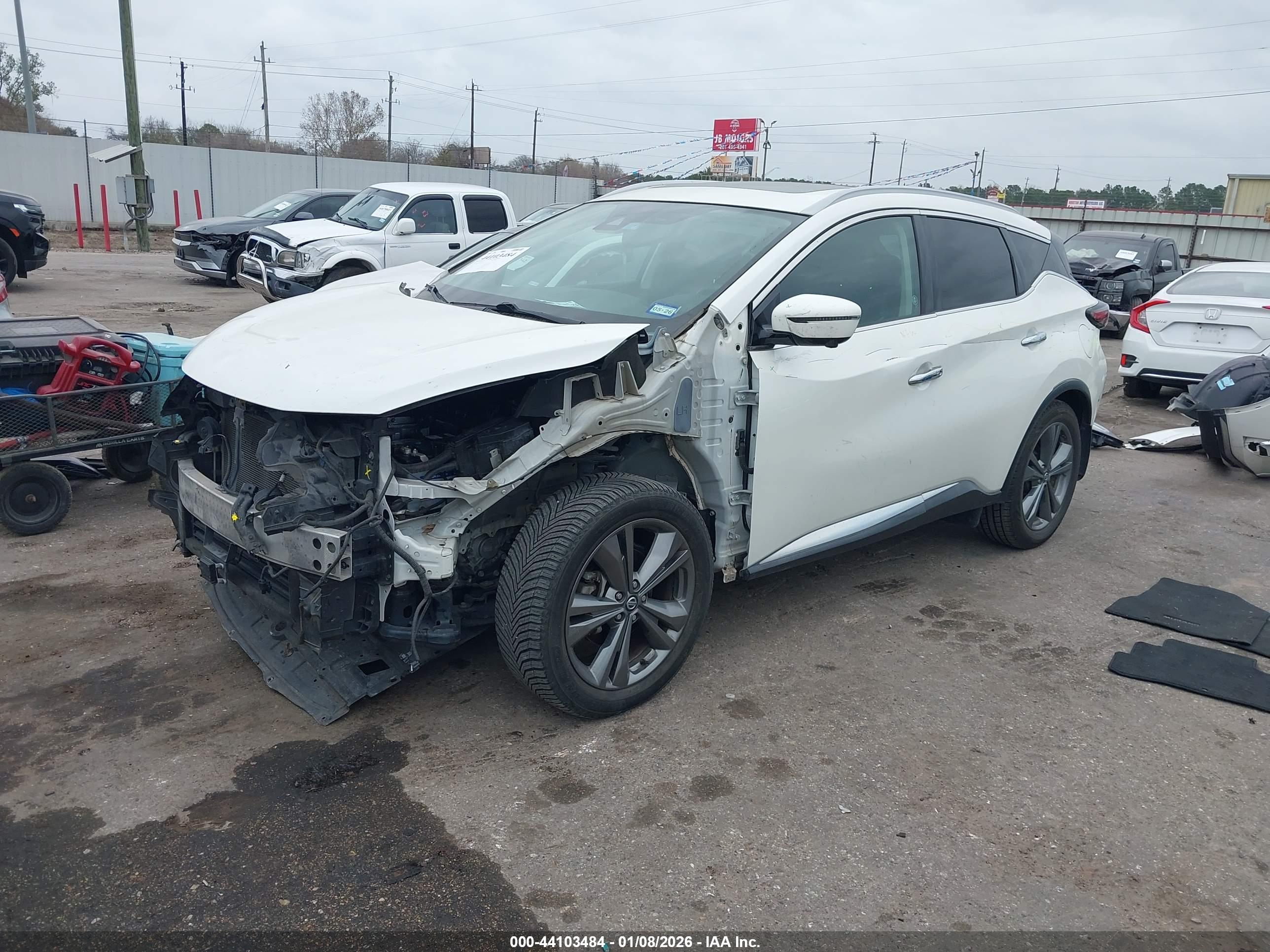 NISSAN MURANO image 2