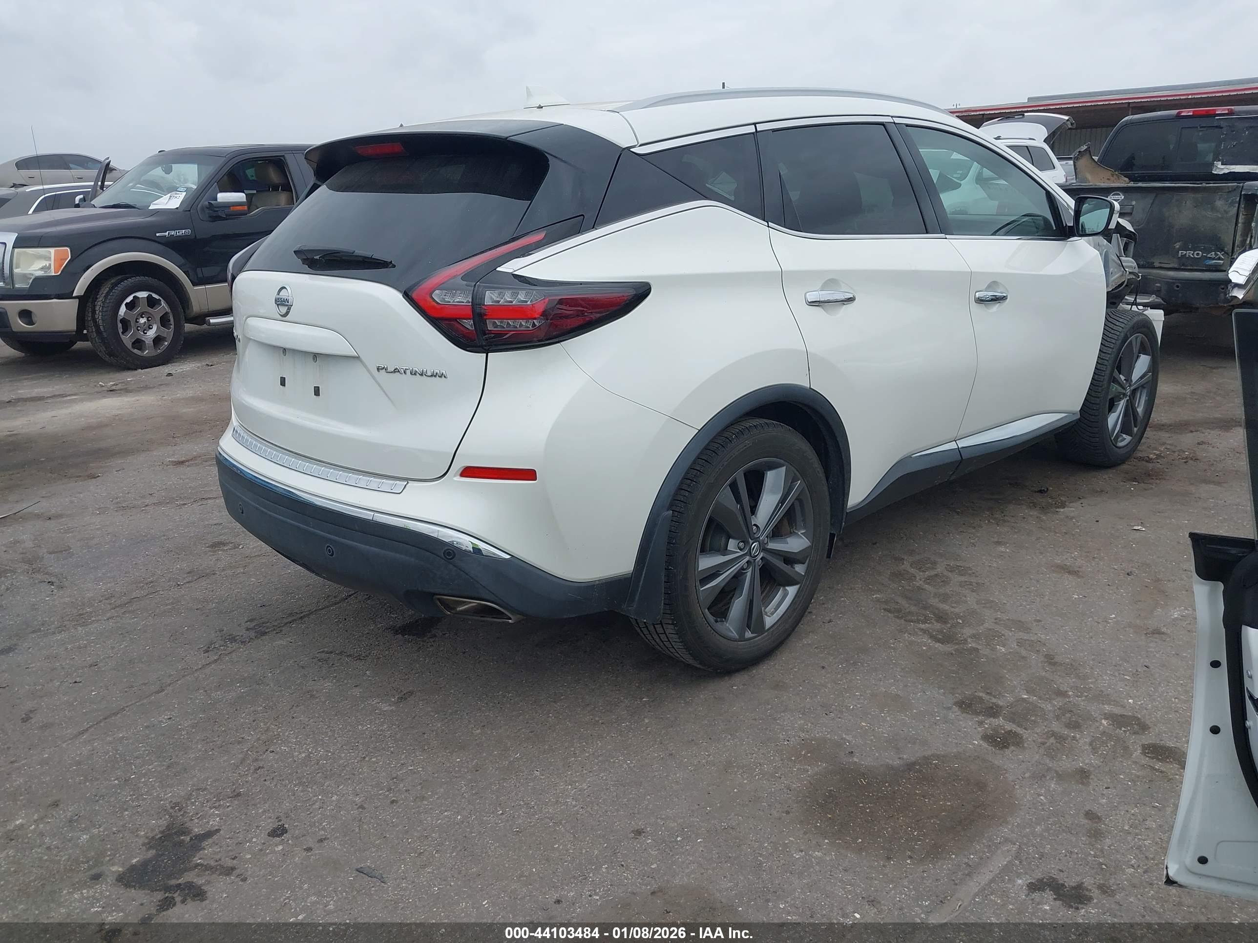 NISSAN MURANO image 4