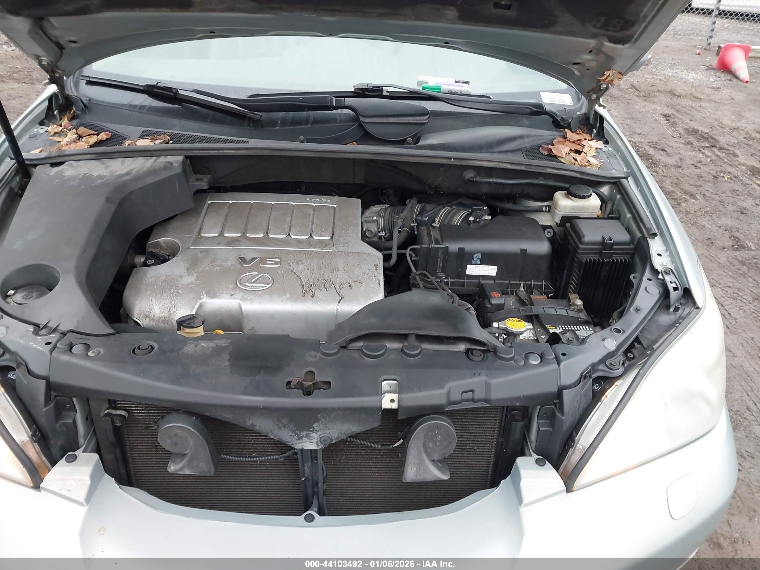 LEXUS RX image 10