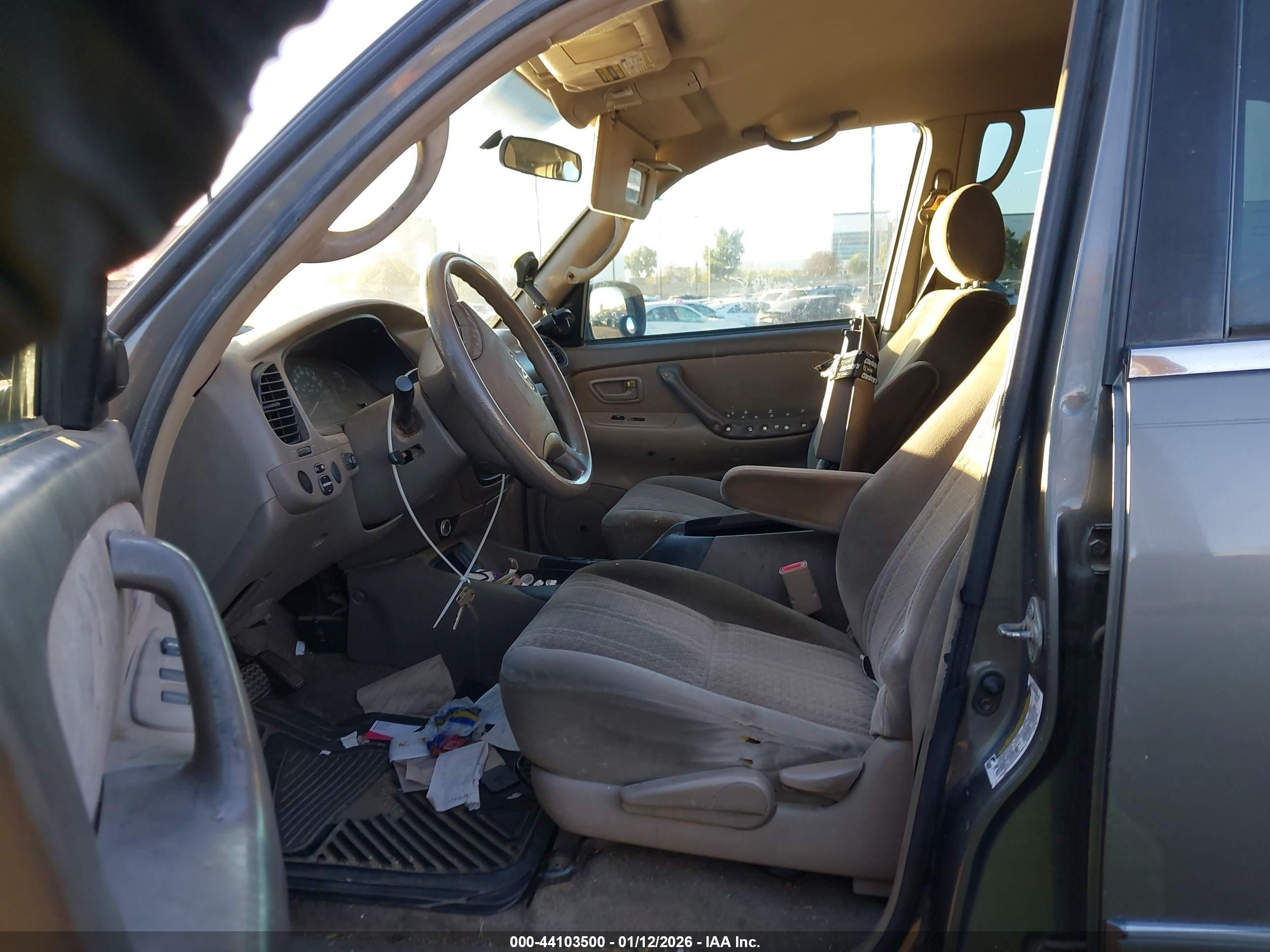 TOYOTA TUNDRA image 5