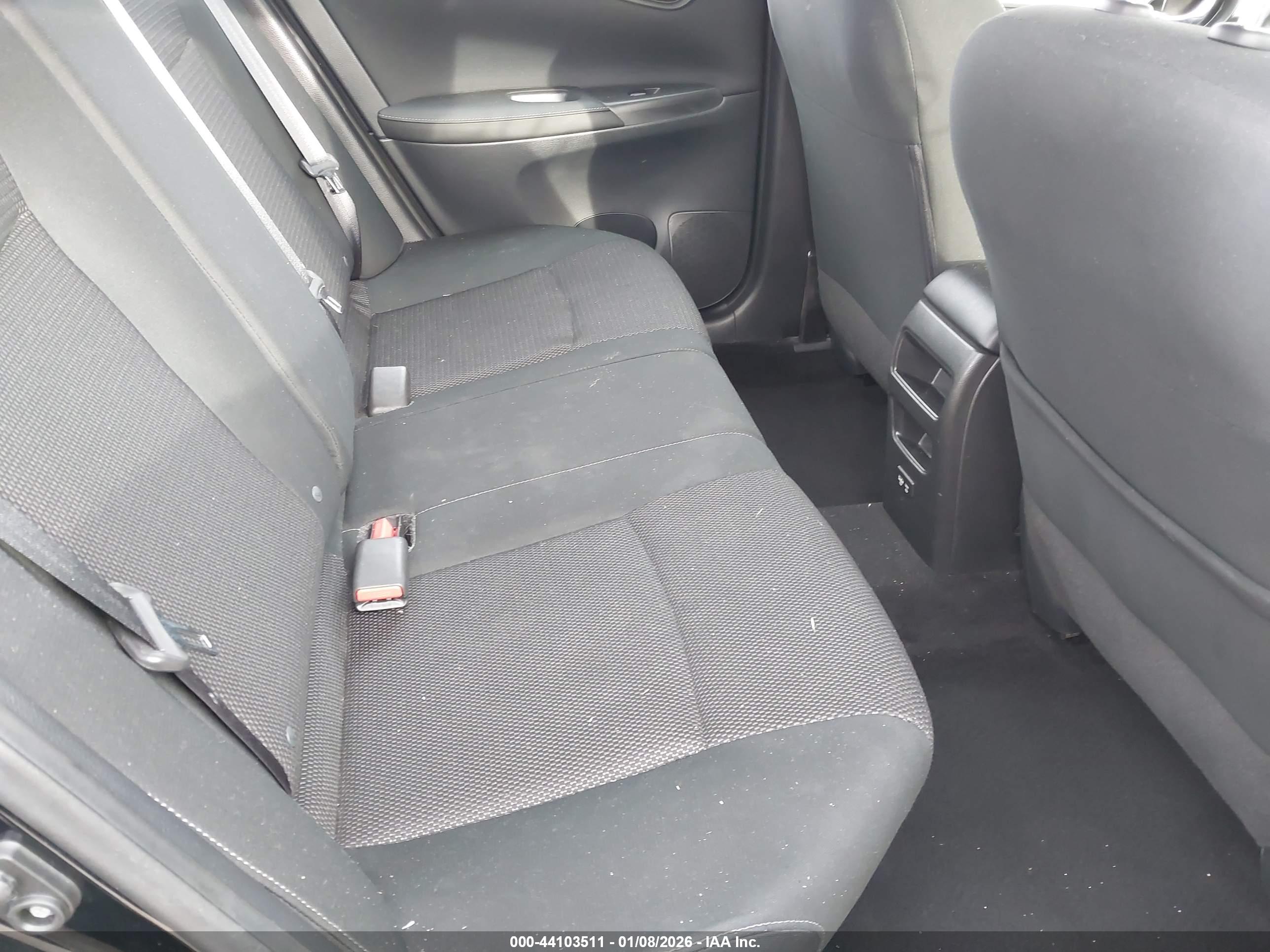 NISSAN SENTRA image 8