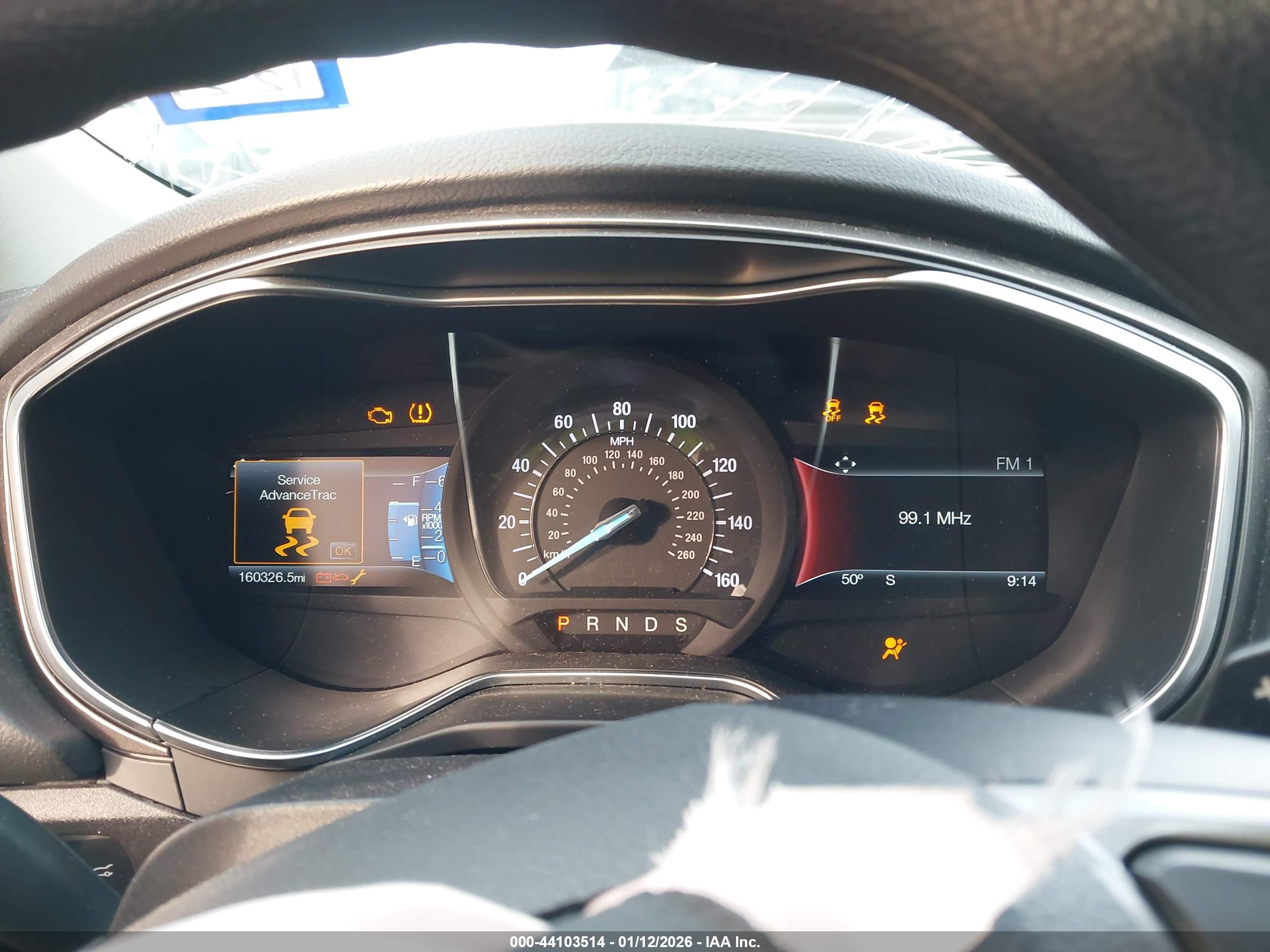 FORD FUSION image 7