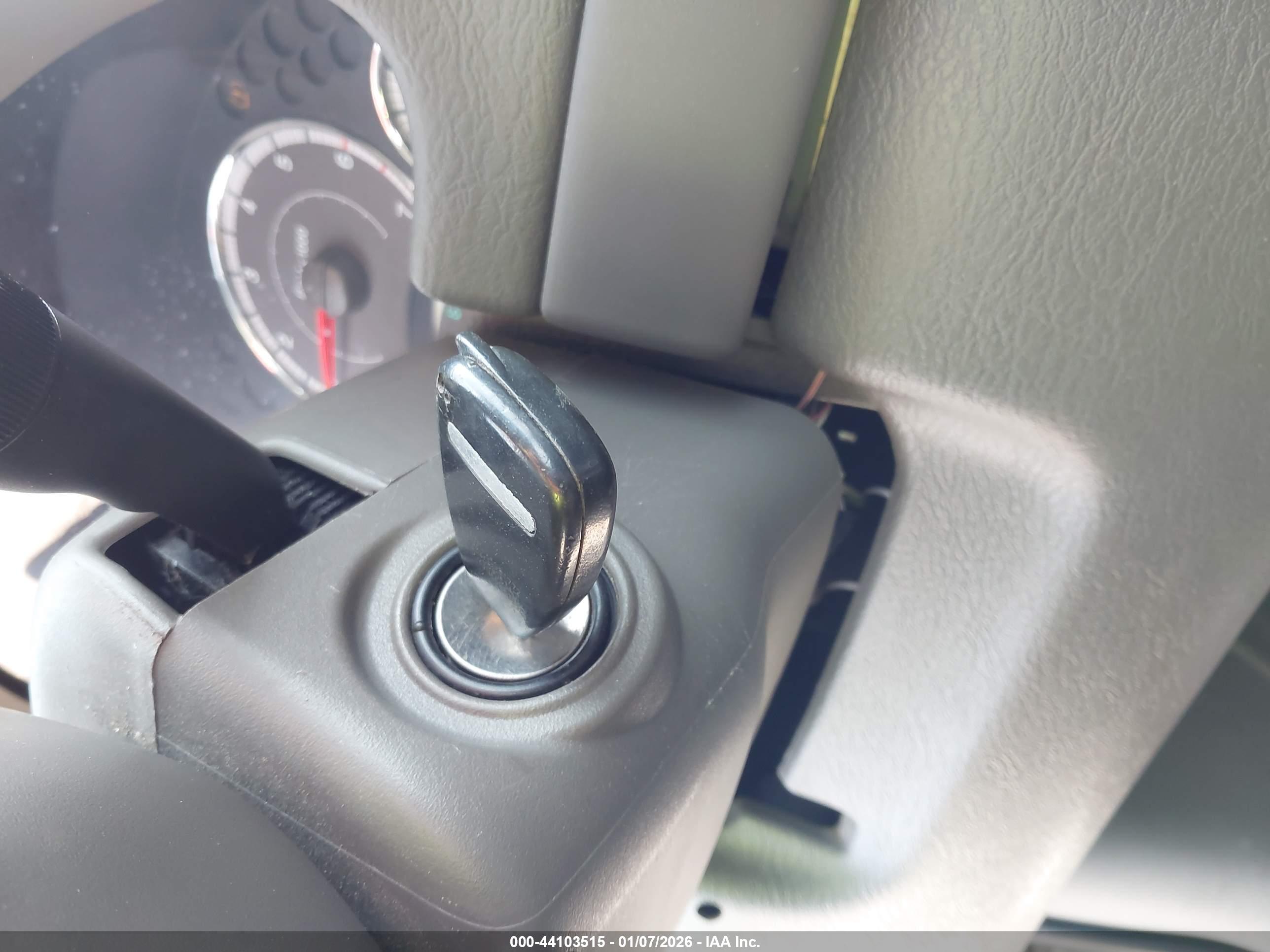 JEEP LIBERTY image 11