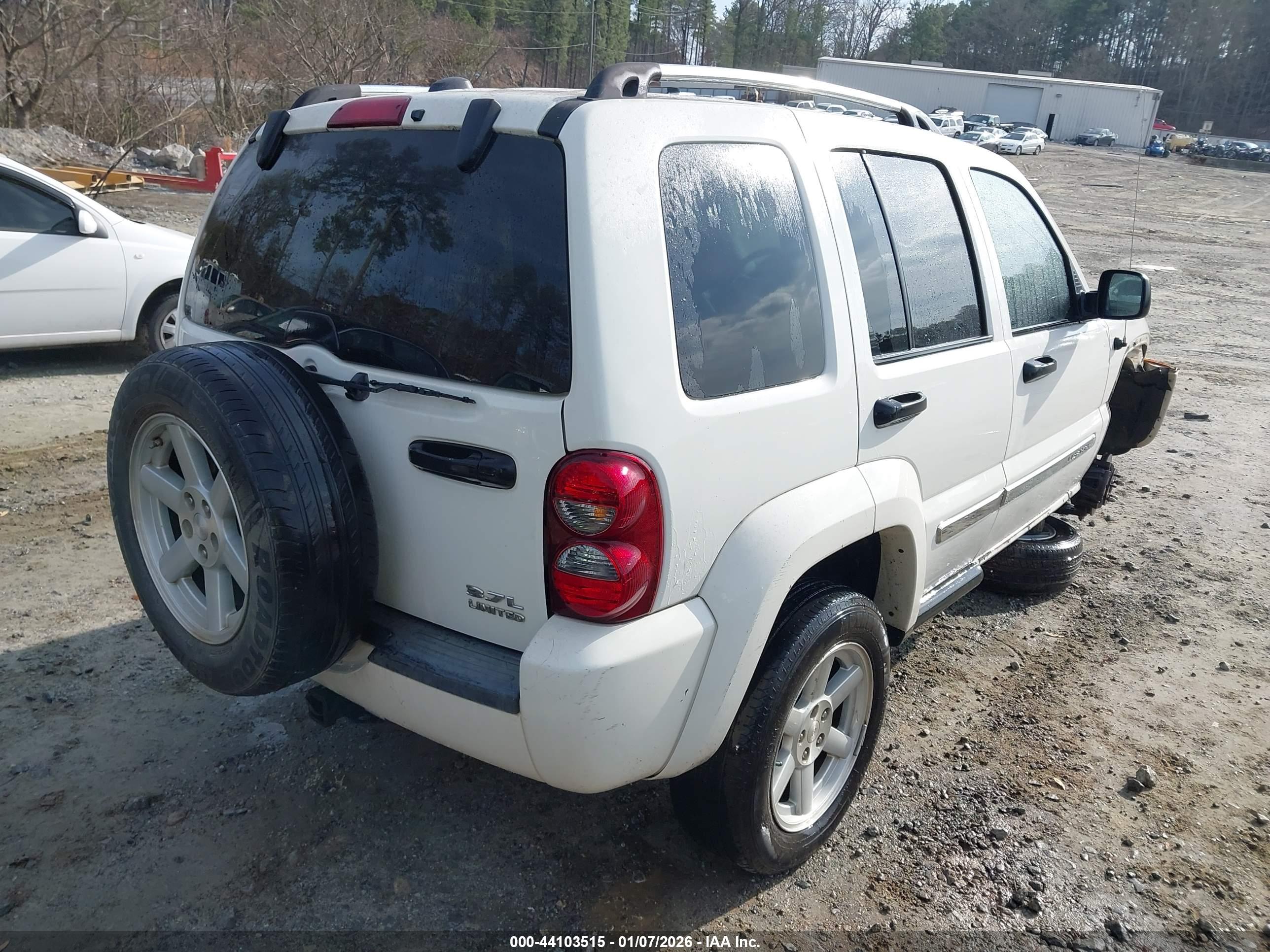 JEEP LIBERTY image 4
