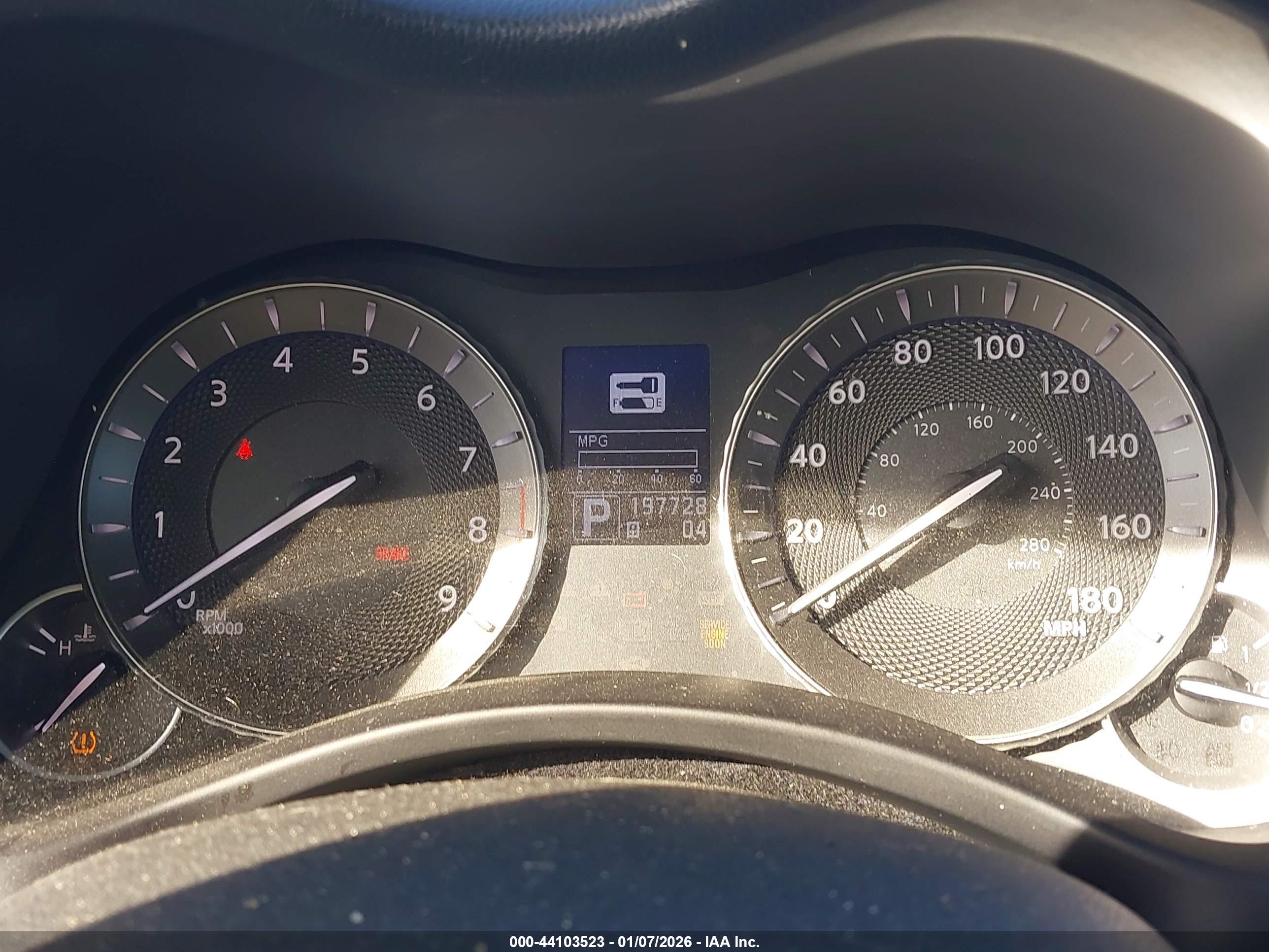 INFINITI M37 image 7