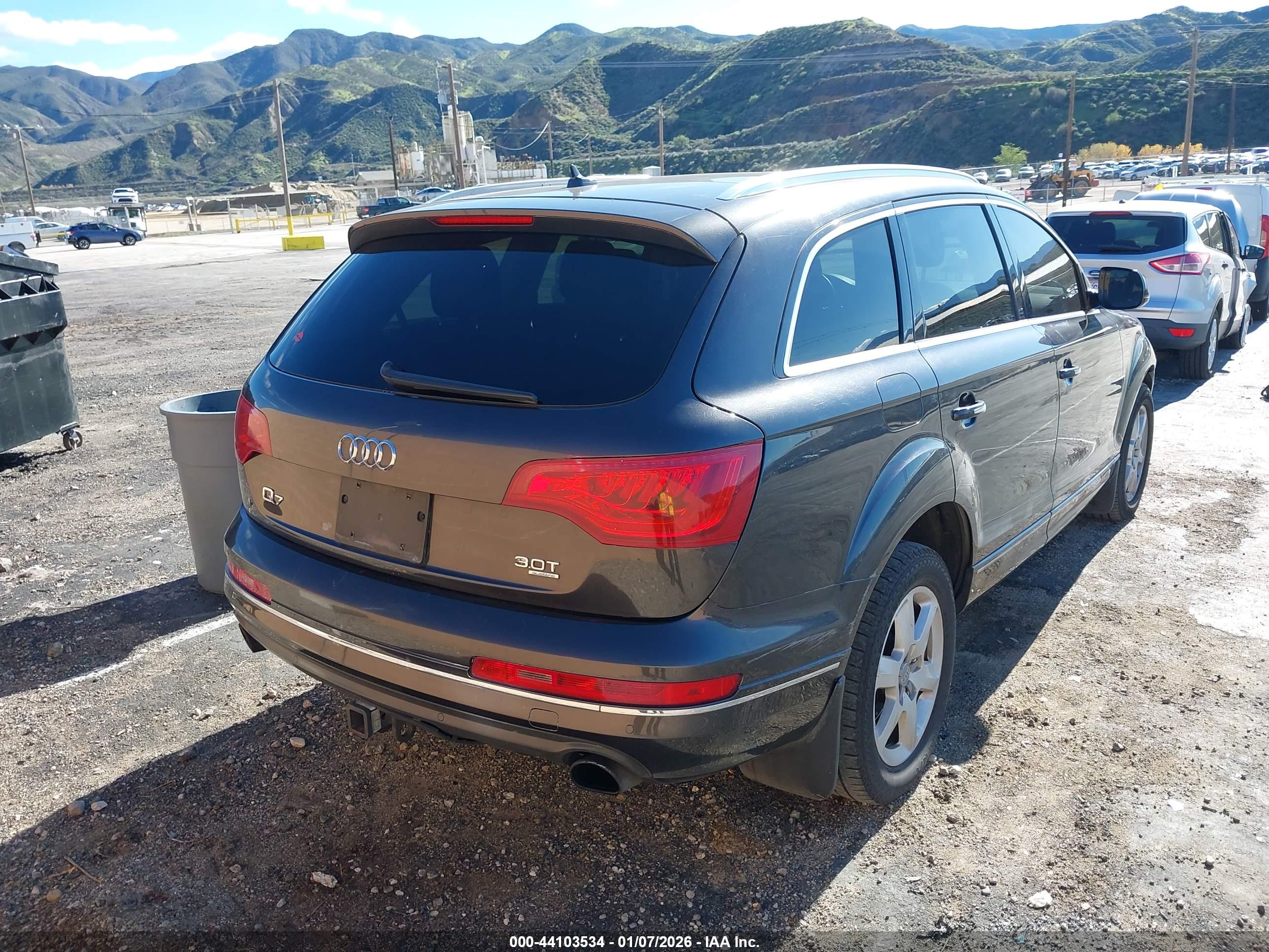 AUDI Q7 image 4