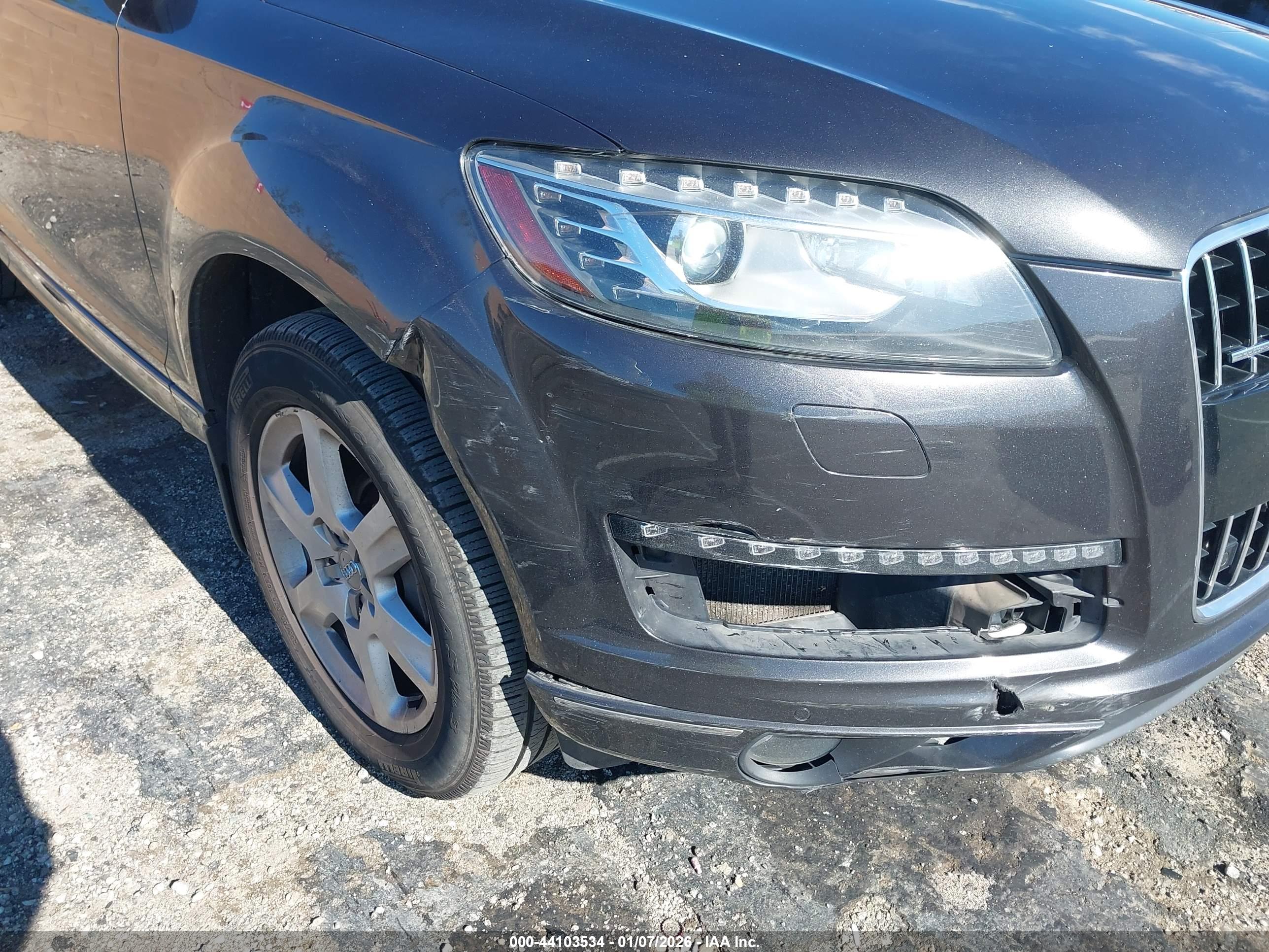 AUDI Q7 image 6
