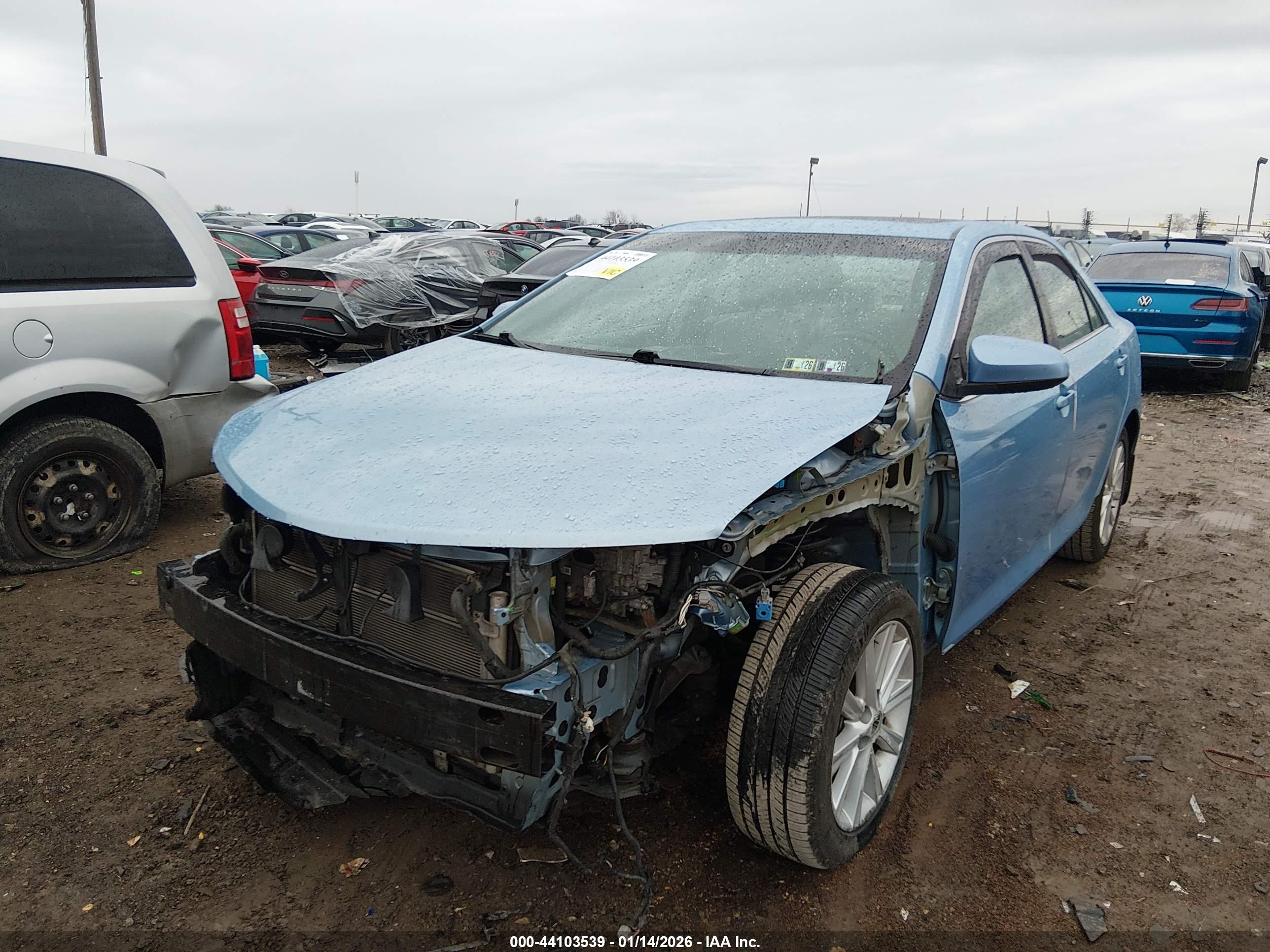 TOYOTA CAMRY image 6