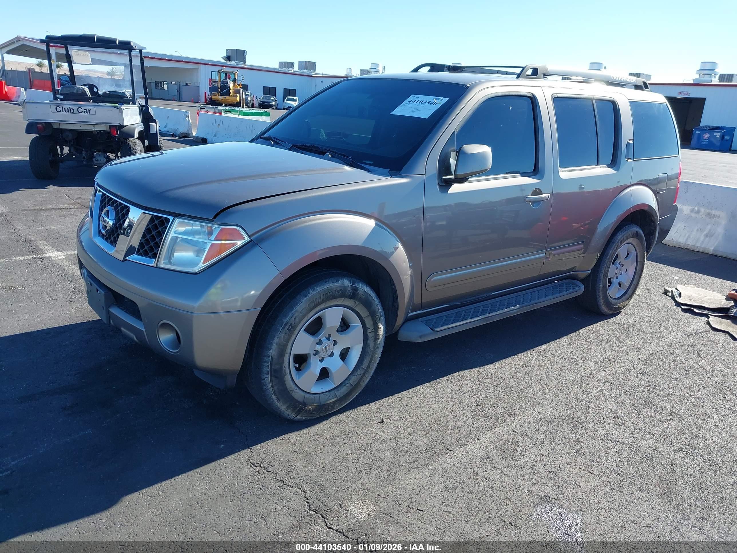 NISSAN PATHFINDER image 2