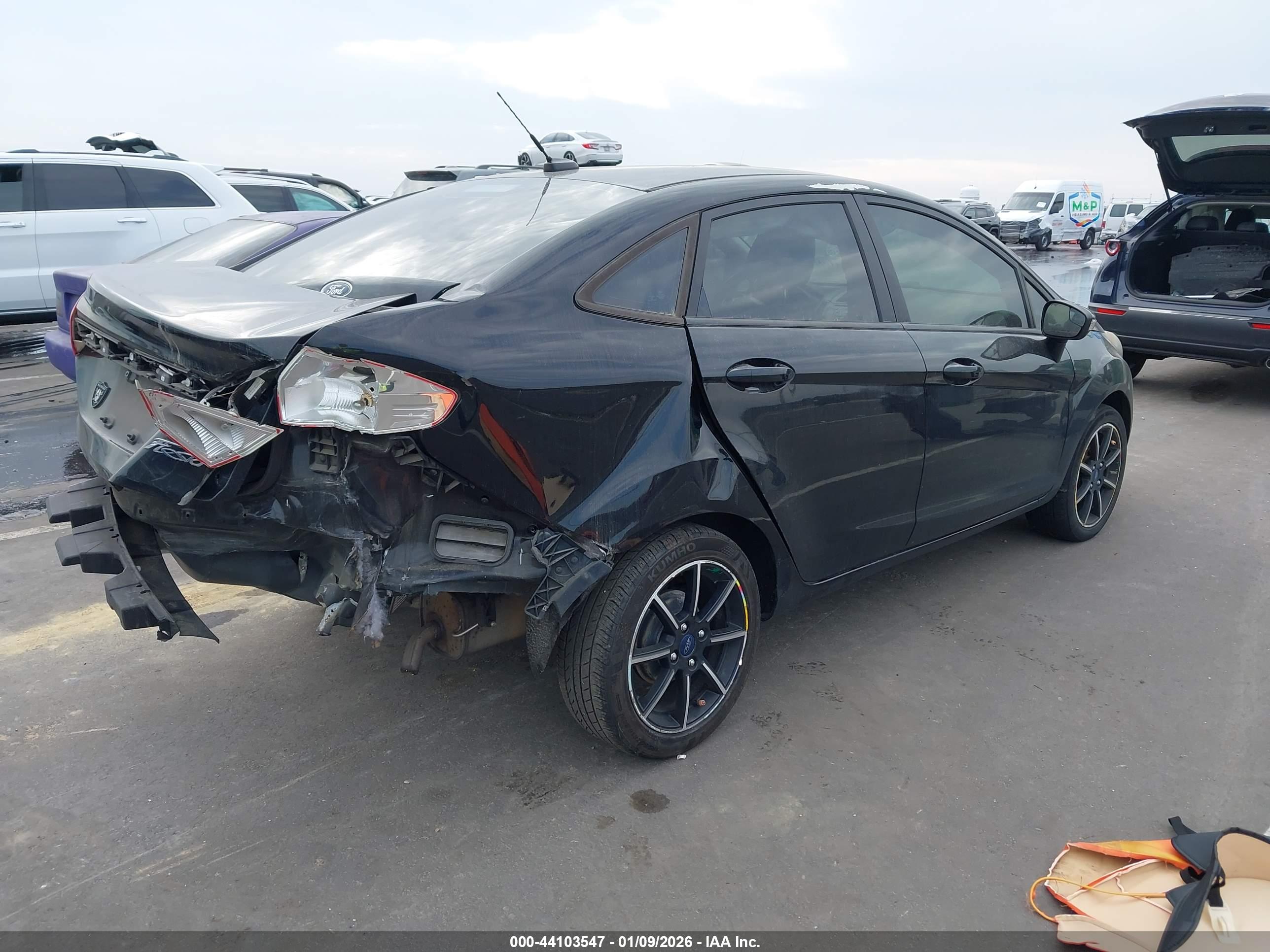 FORD FIESTA image 4