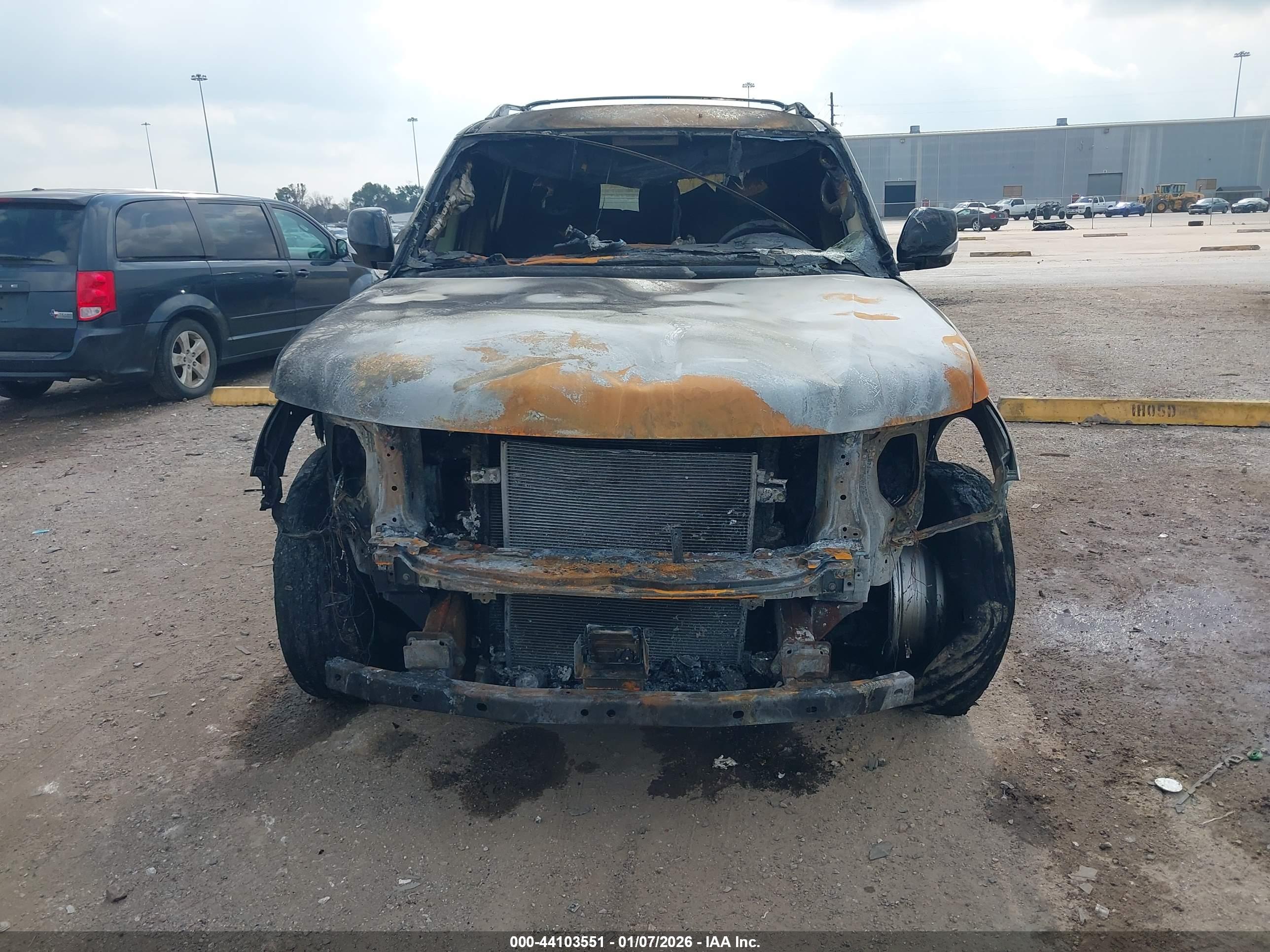 NISSAN ARMADA image 6