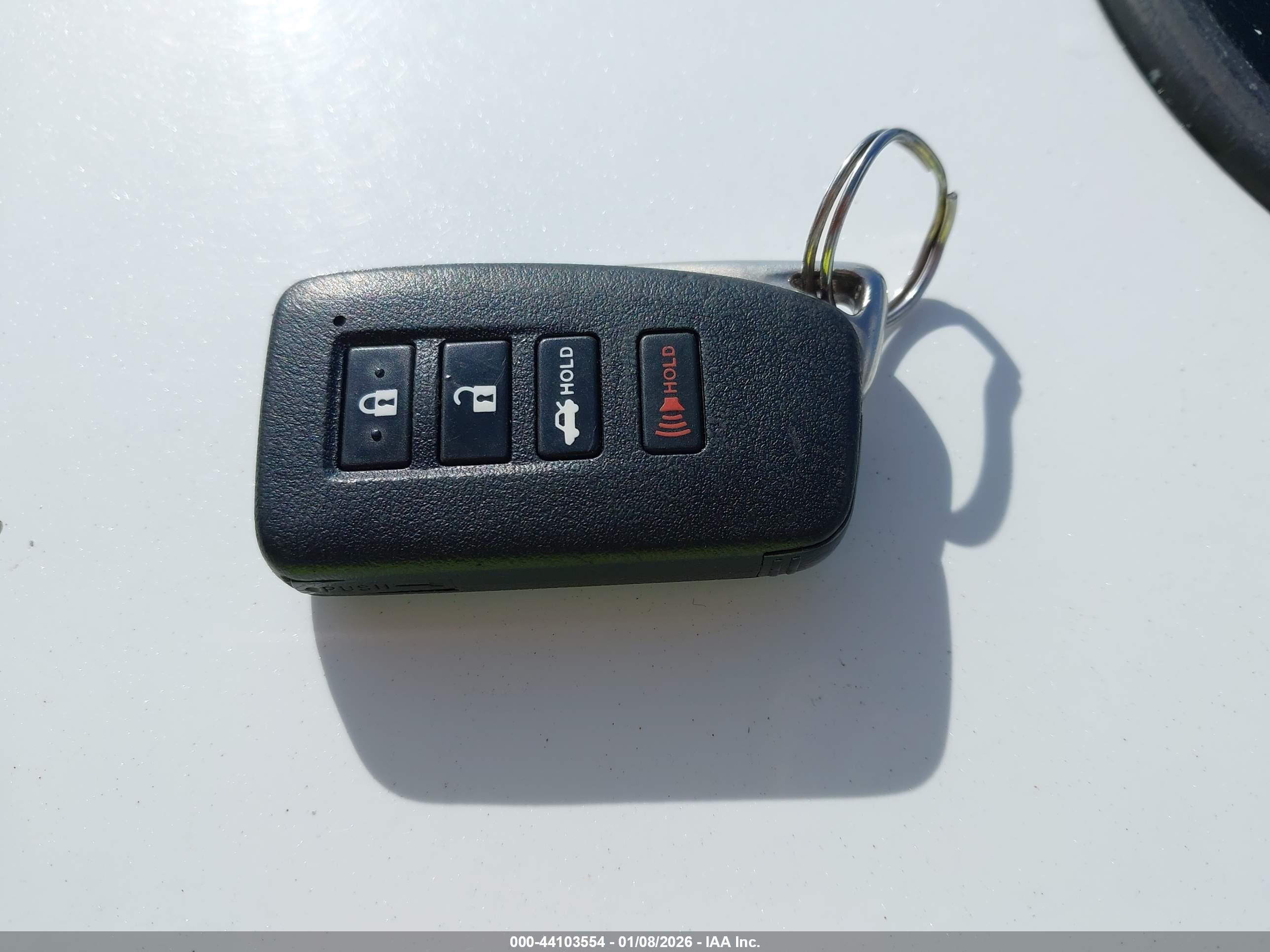 LEXUS IS image 11