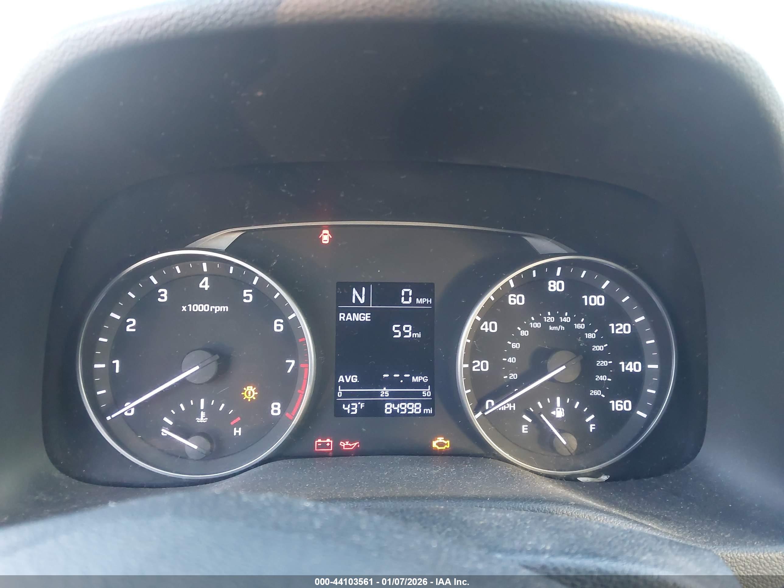 HYUNDAI ELANTRA image 7