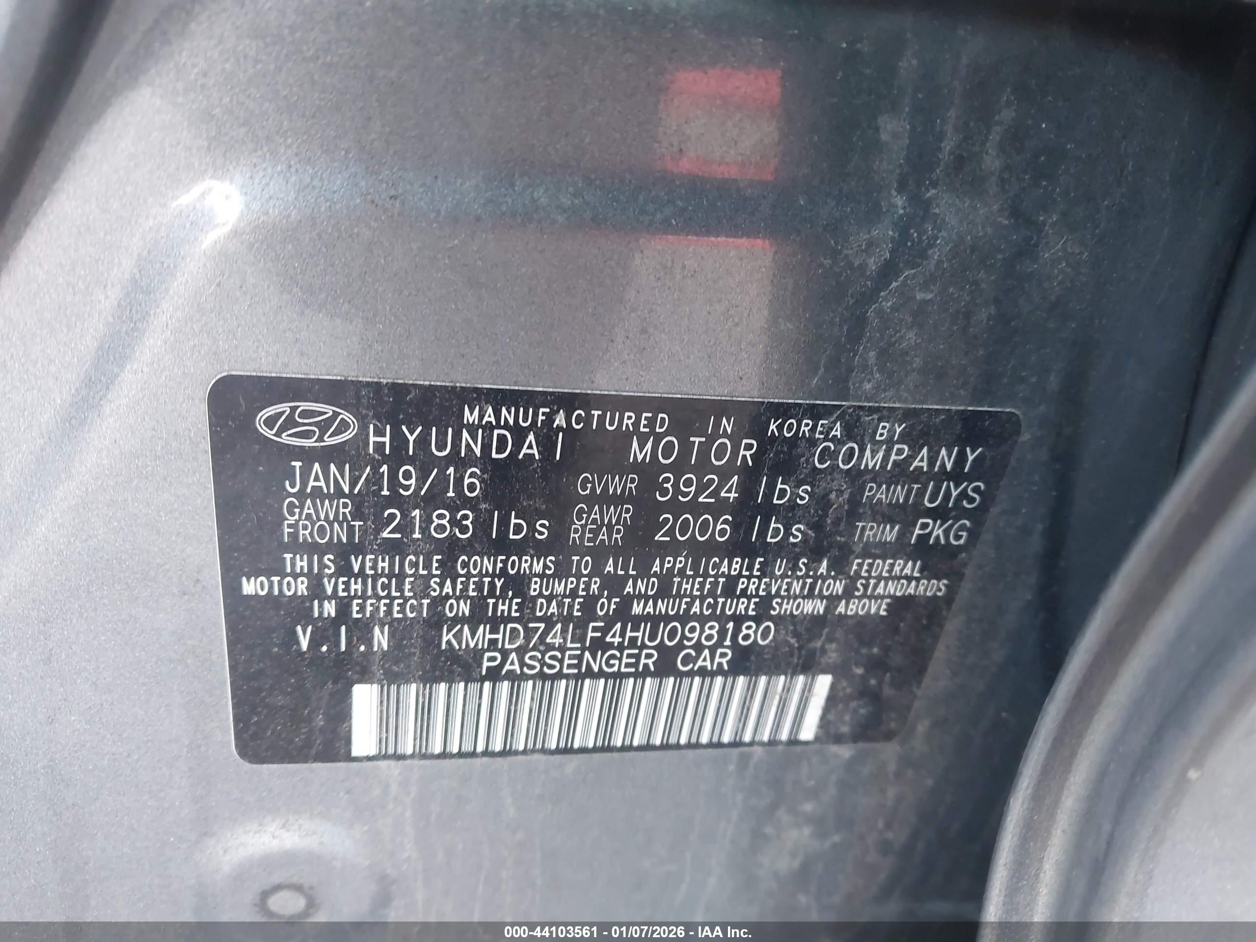 HYUNDAI ELANTRA image 9