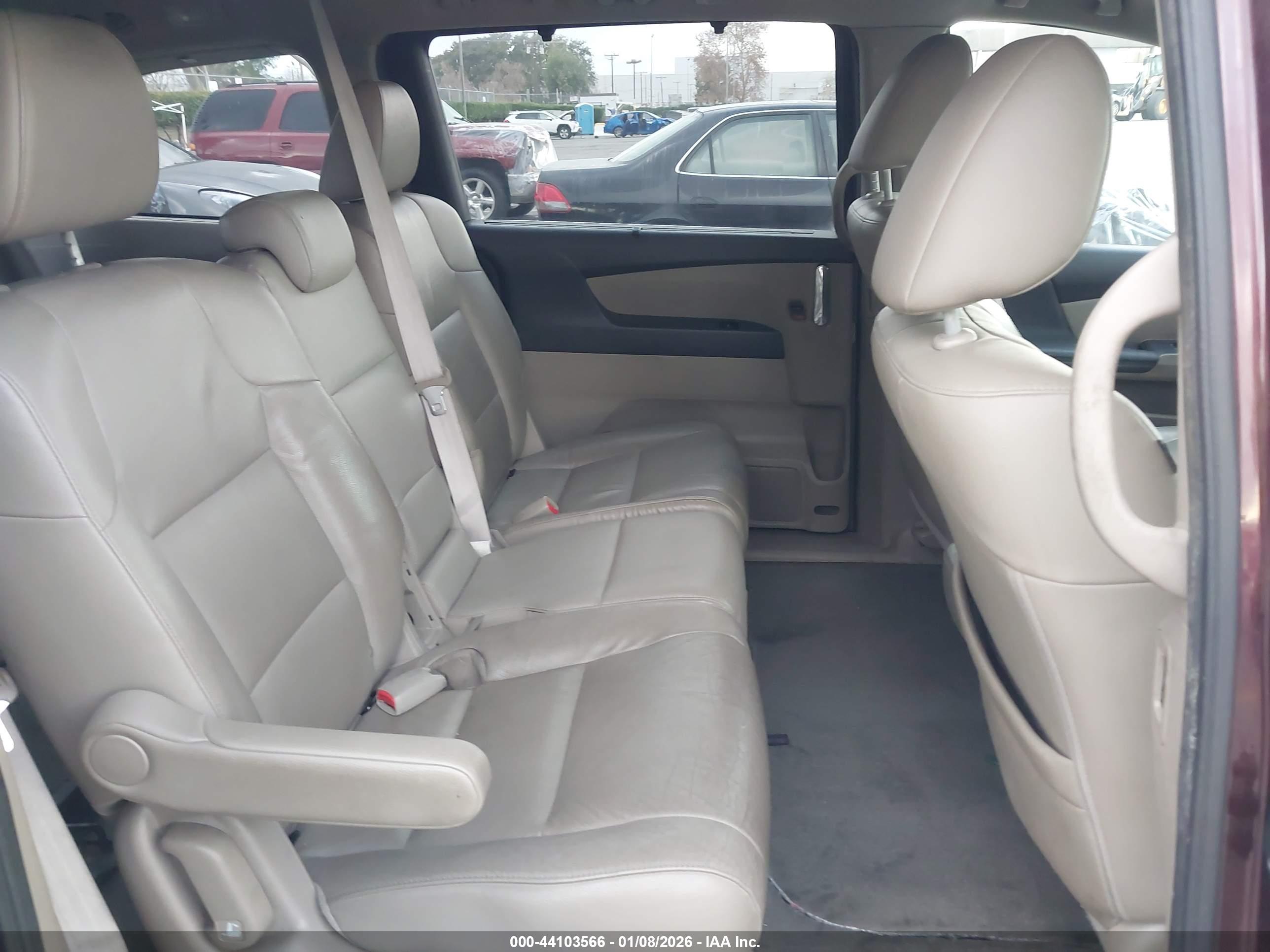 HONDA ODYSSEY image 8