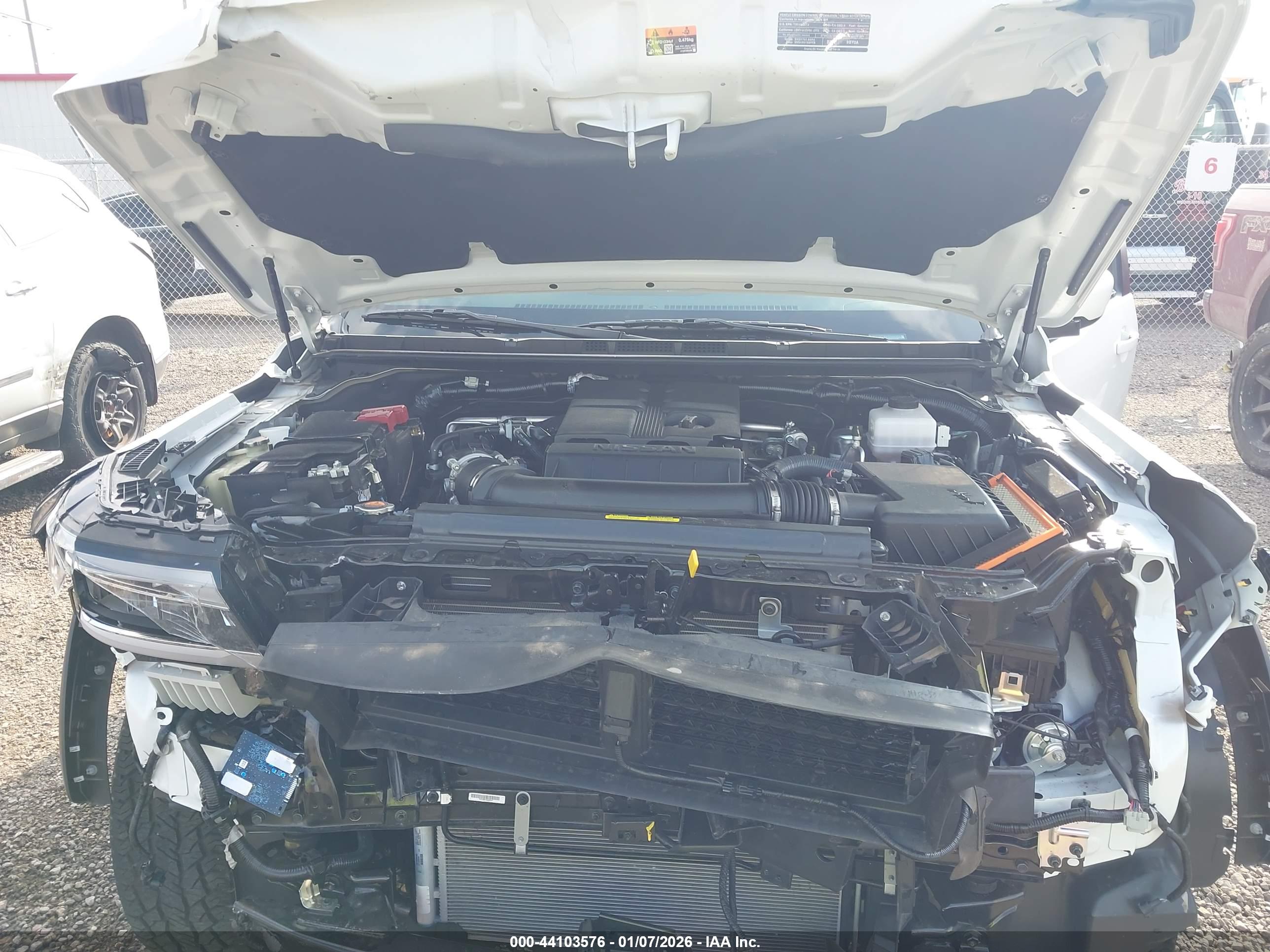 NISSAN FRONTIER image 10