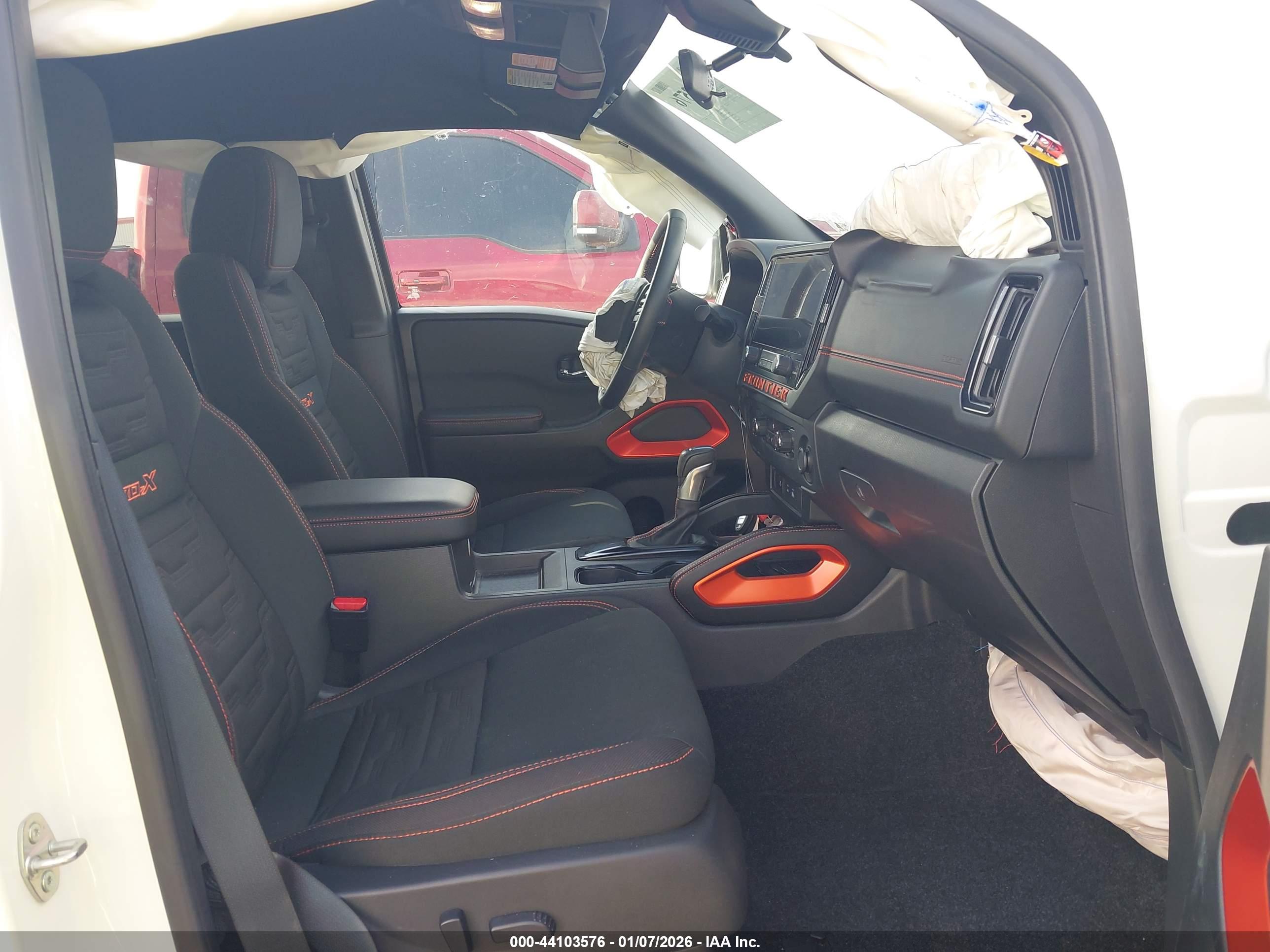 NISSAN FRONTIER image 5