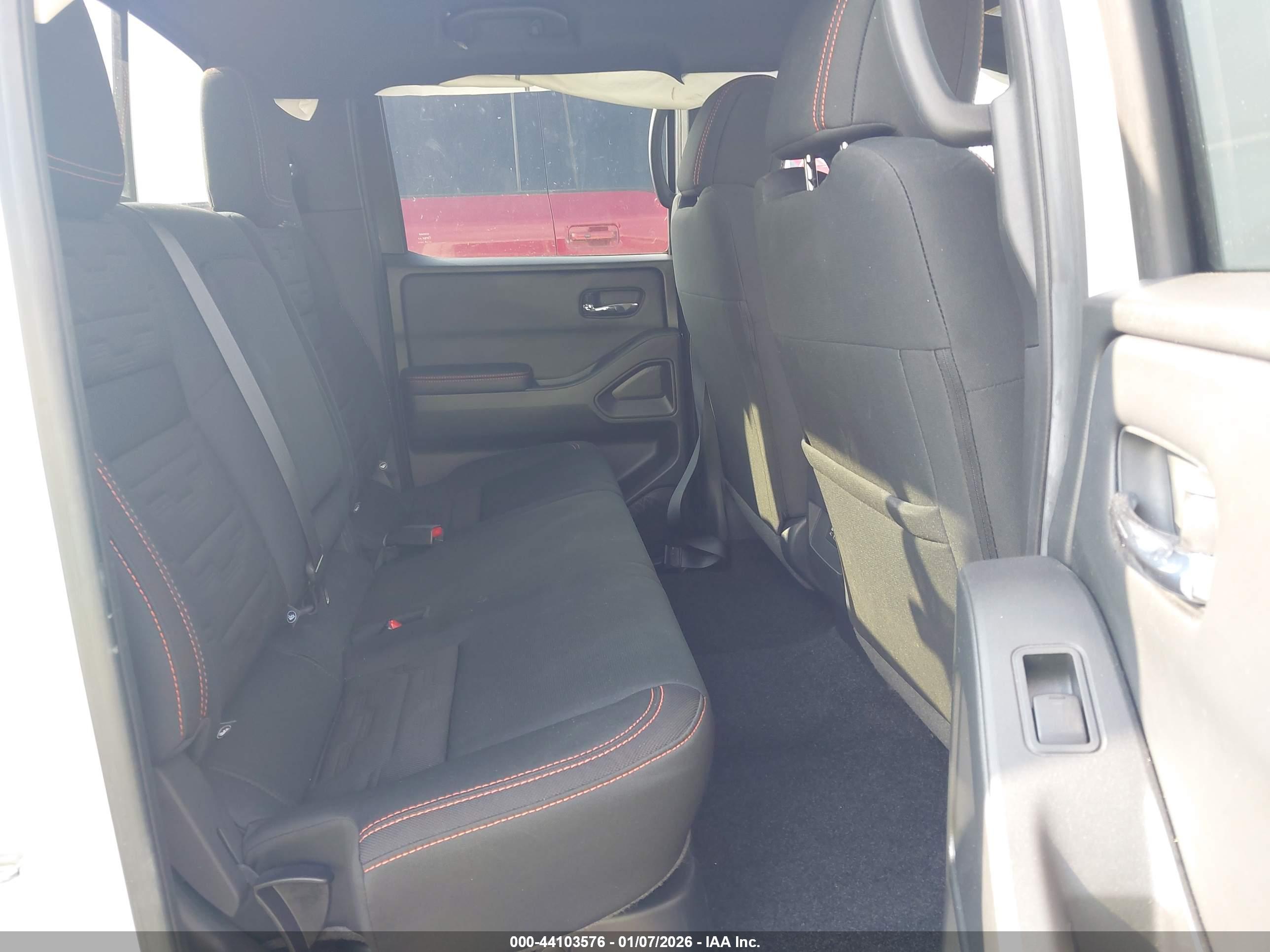 NISSAN FRONTIER image 8