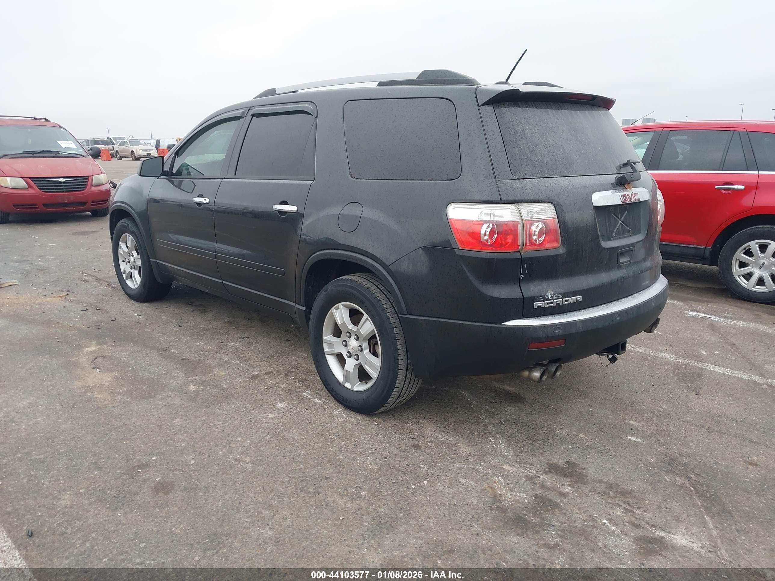 GMC ACADIA image 3
