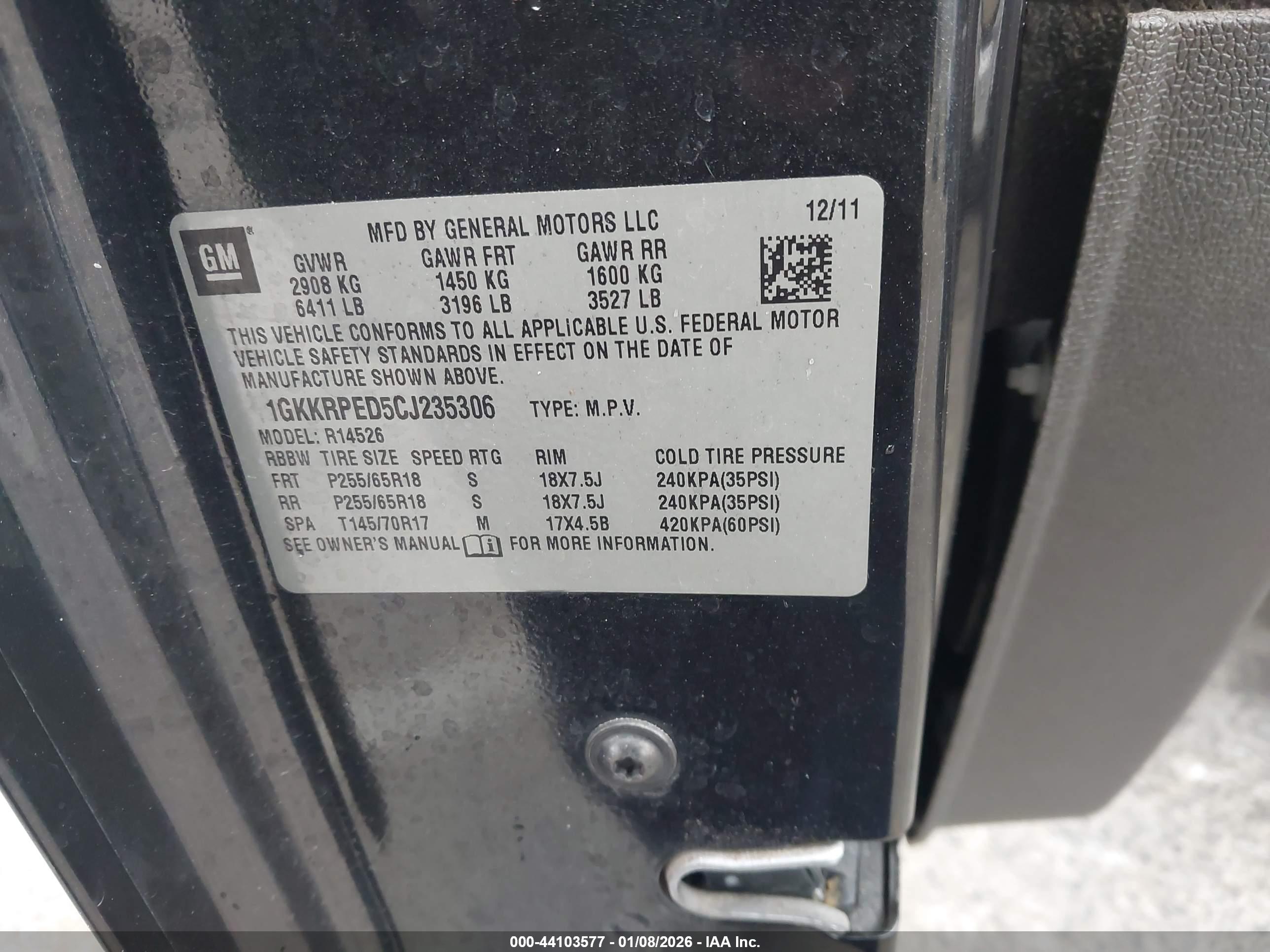 GMC ACADIA image 9