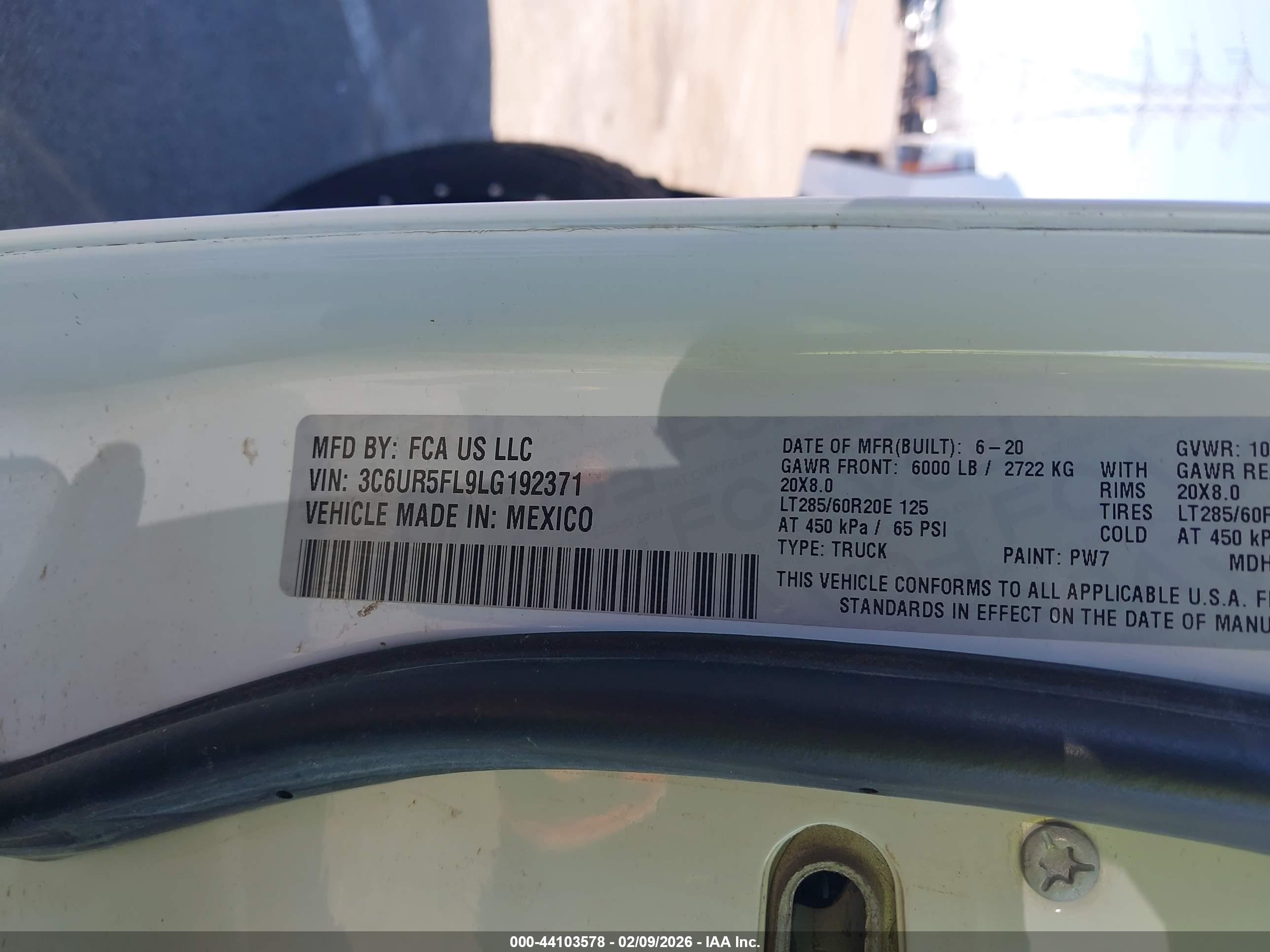 RAM 2500 image 9