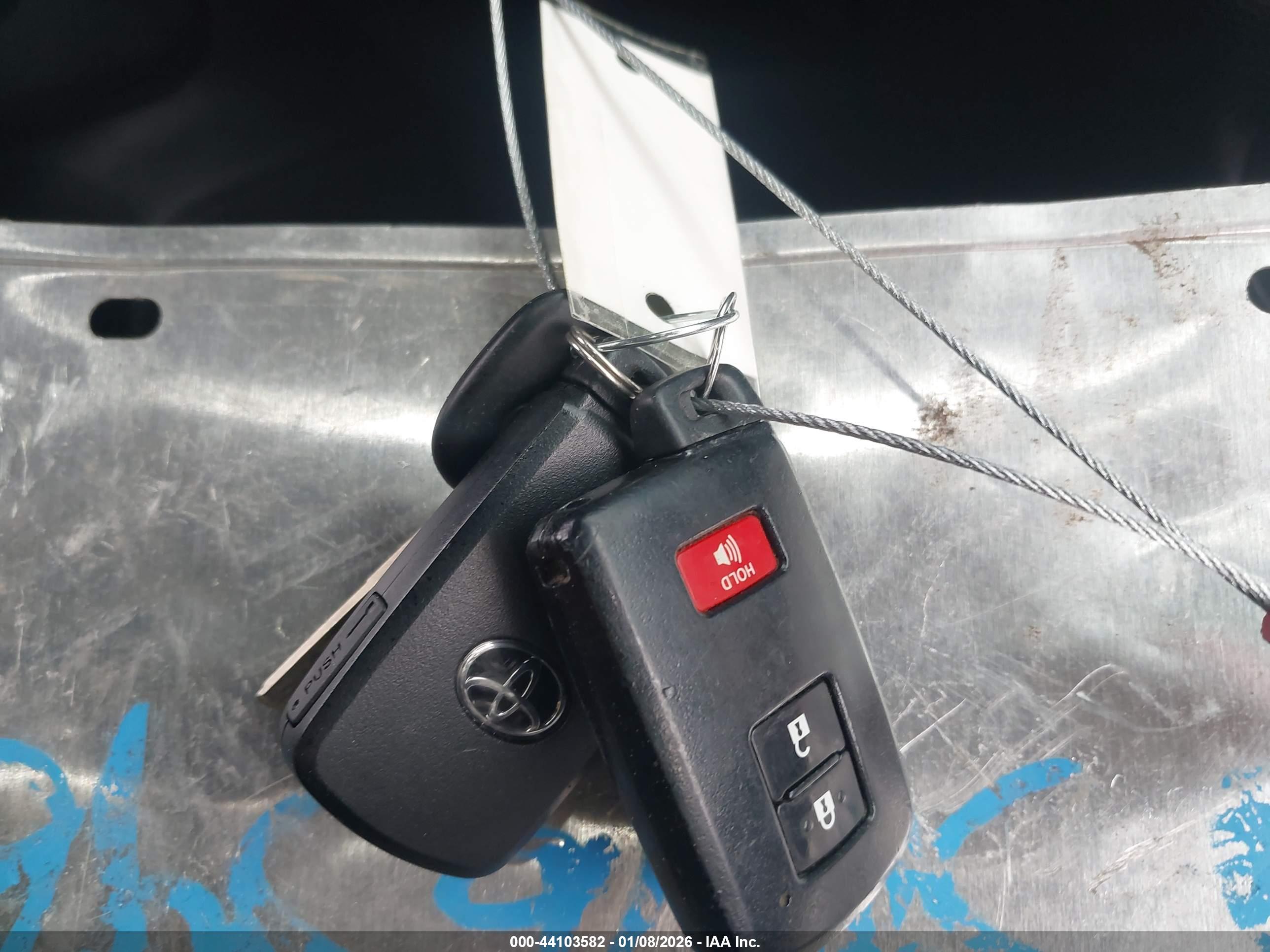 TOYOTA TACOMA image 11