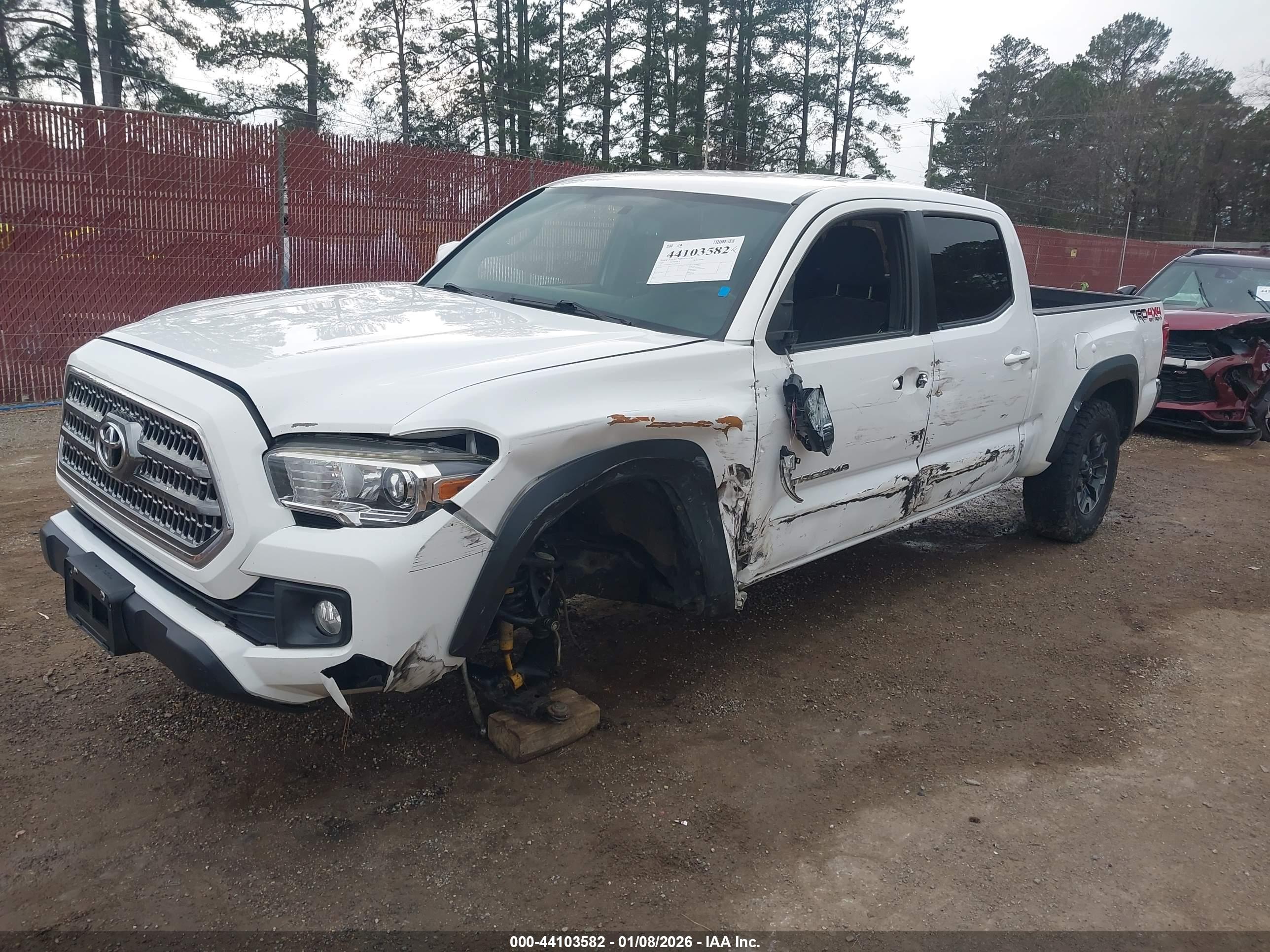 TOYOTA TACOMA image 2