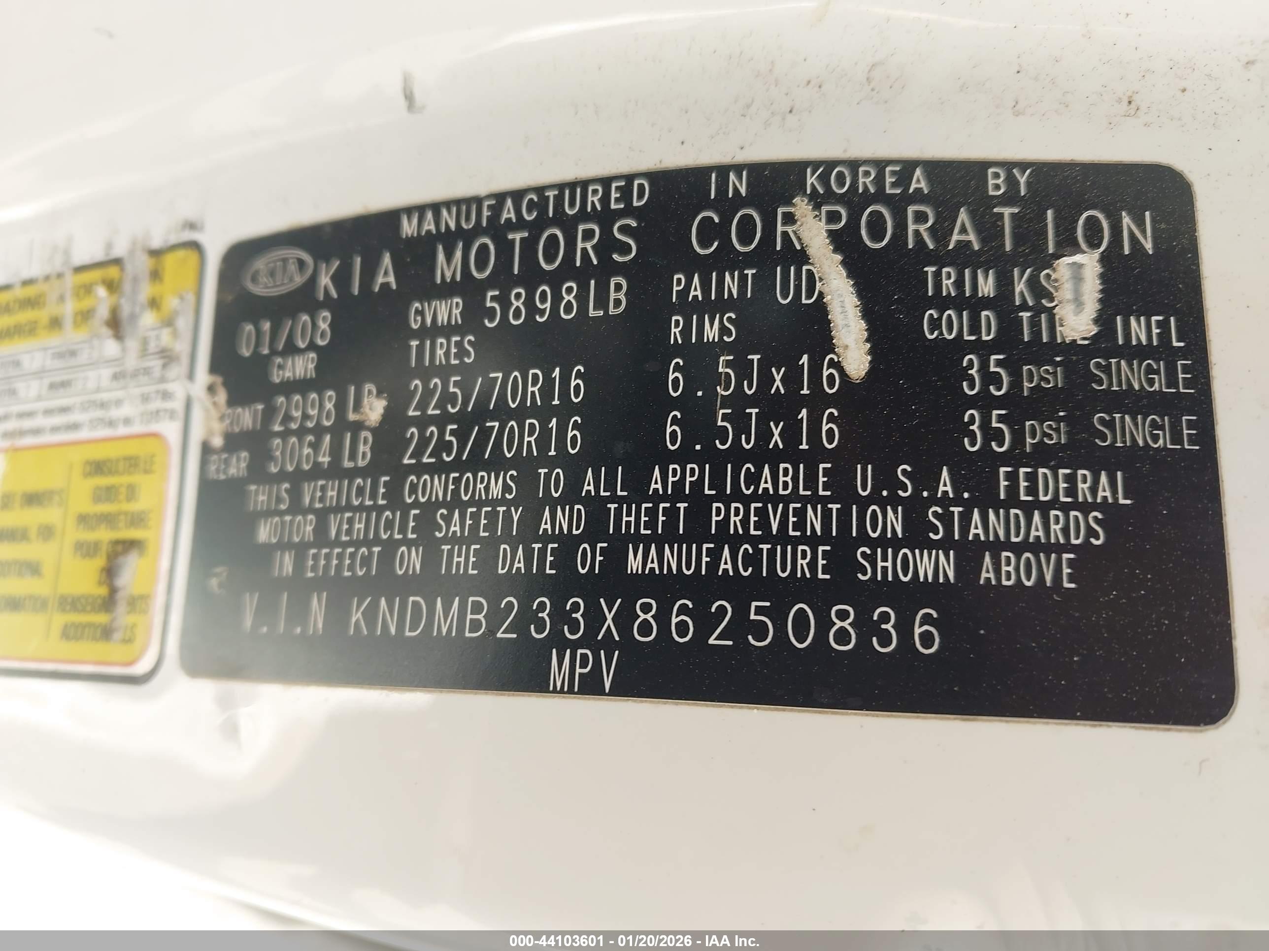 KIA SEDONA image 9