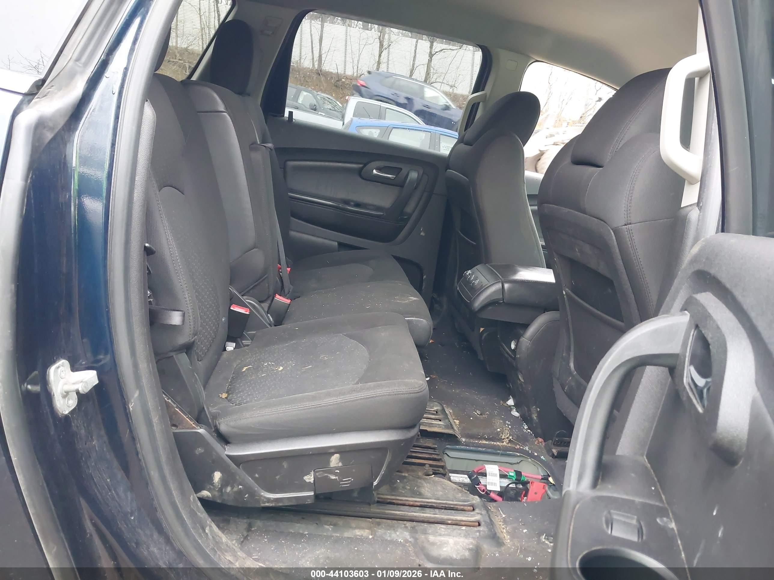 CHEVROLET TRAVERSE image 8