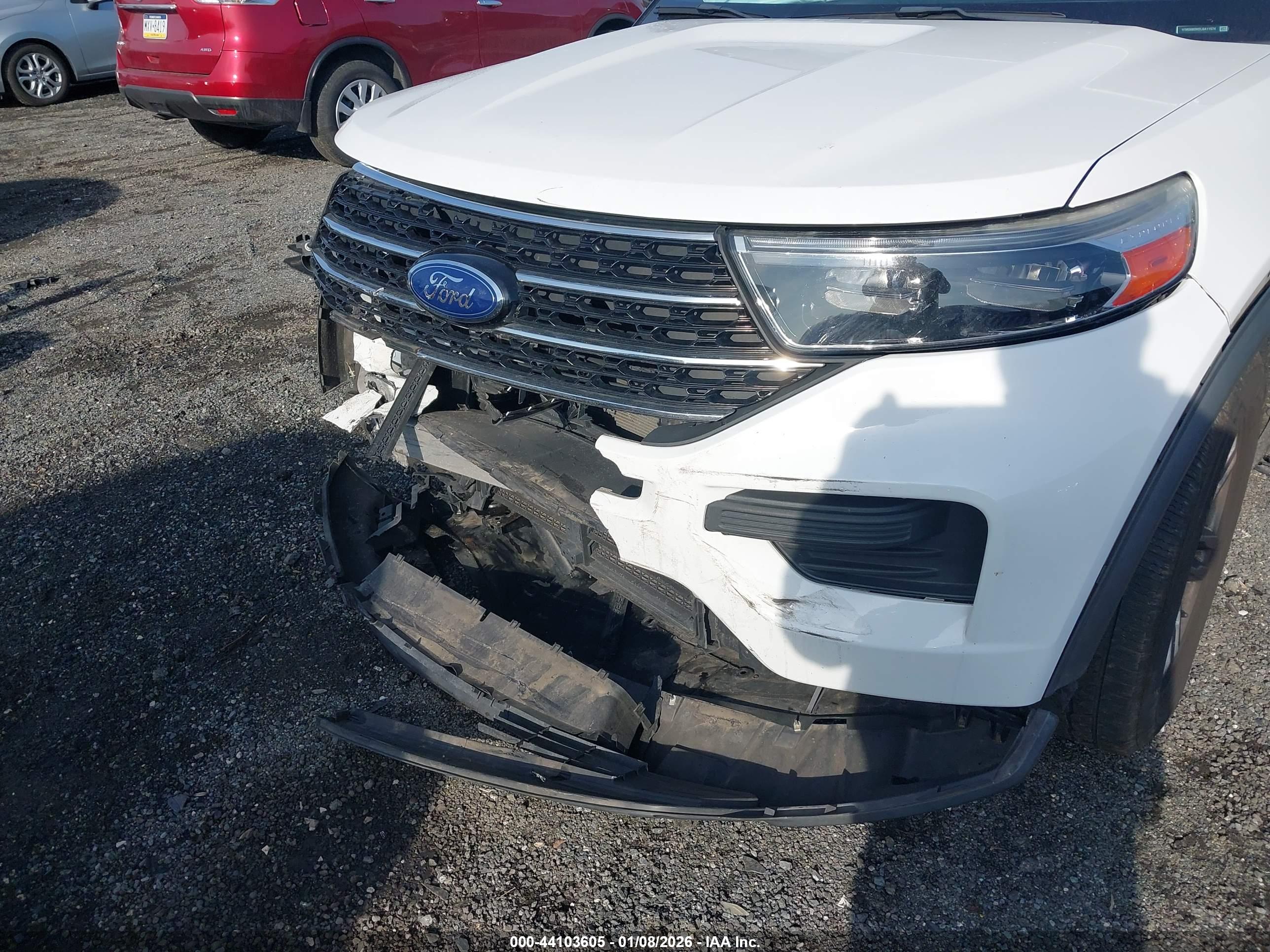 FORD EXPLORER image 6