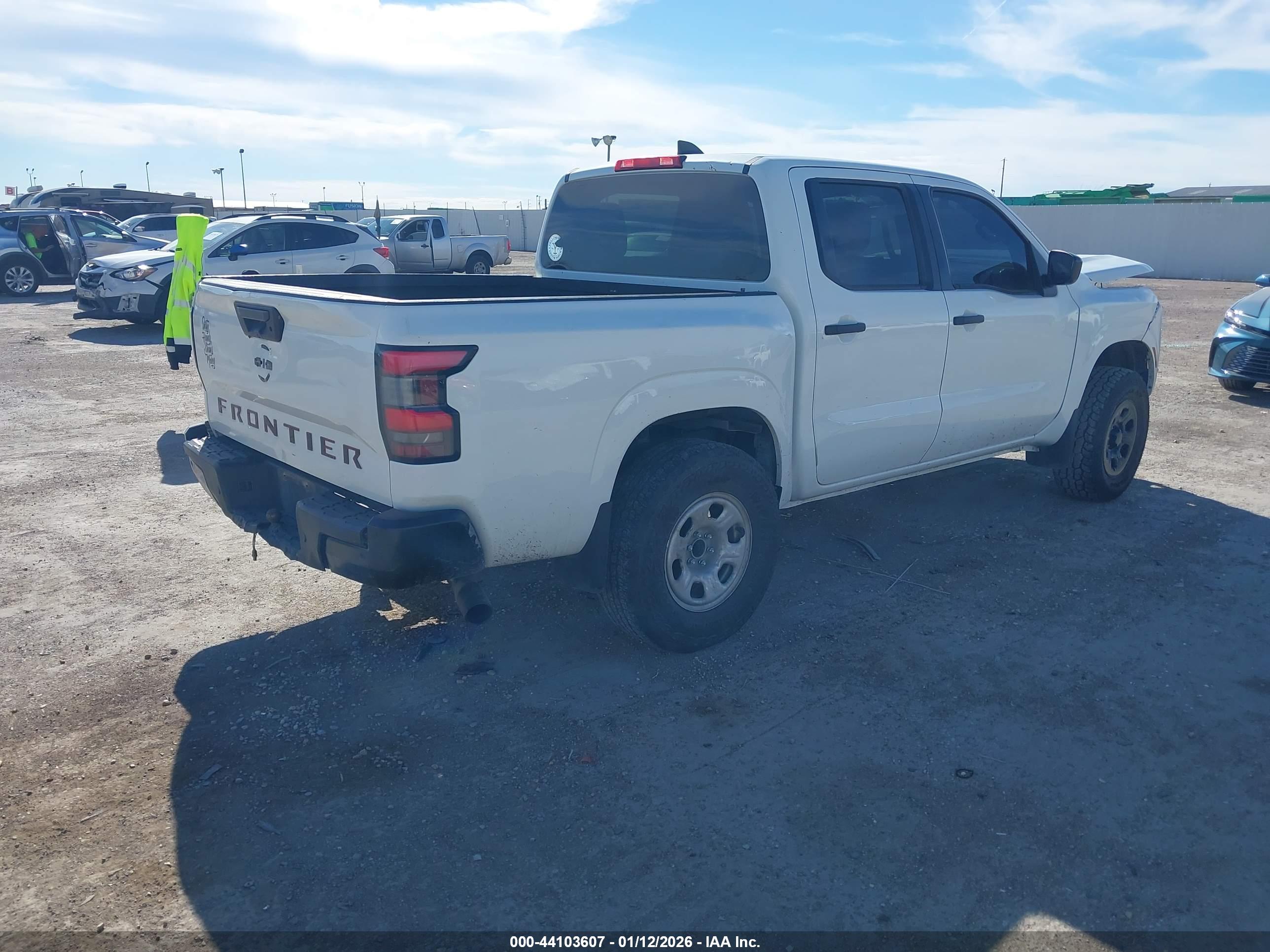 NISSAN FRONTIER image 4