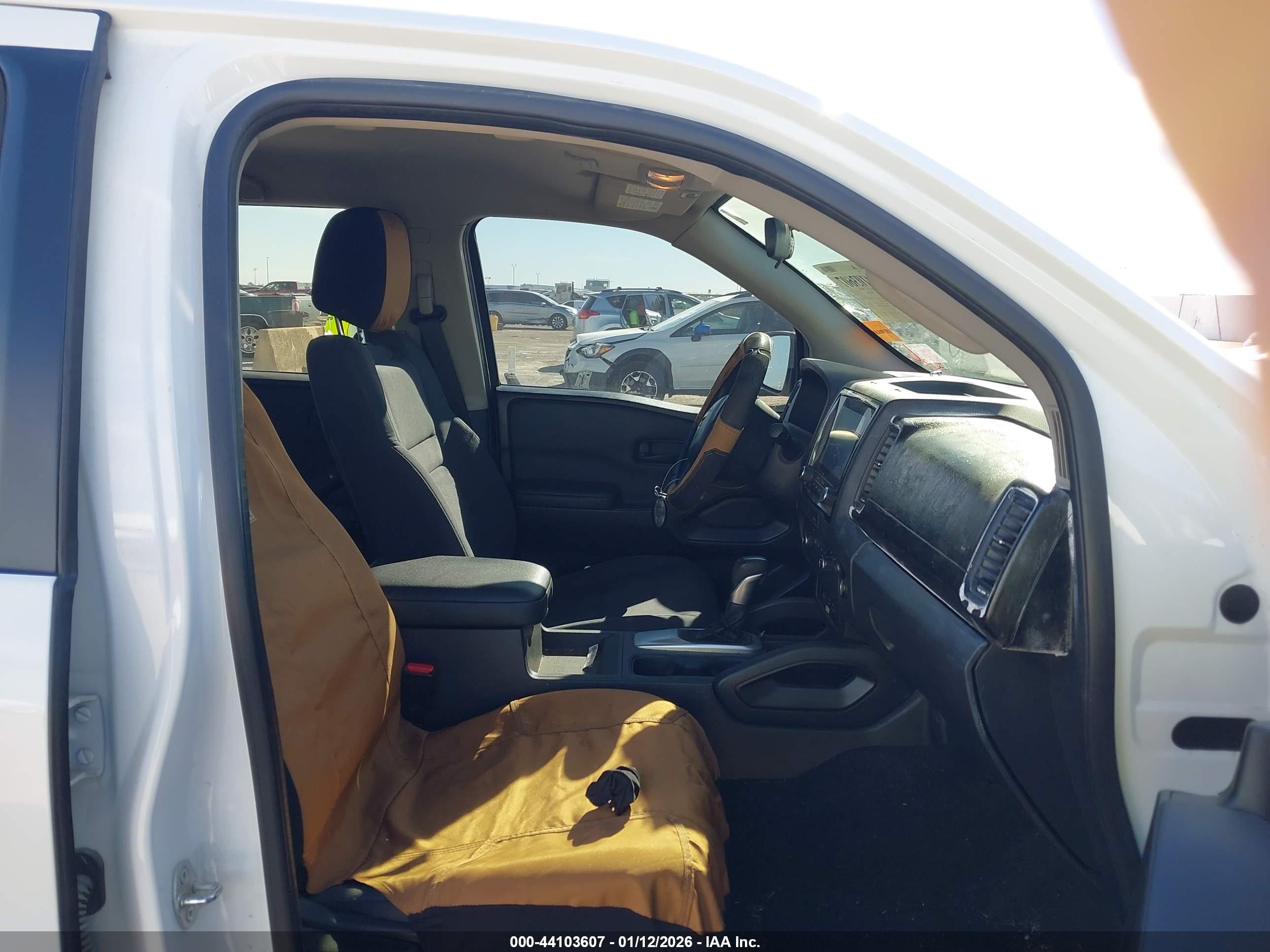 NISSAN FRONTIER image 5