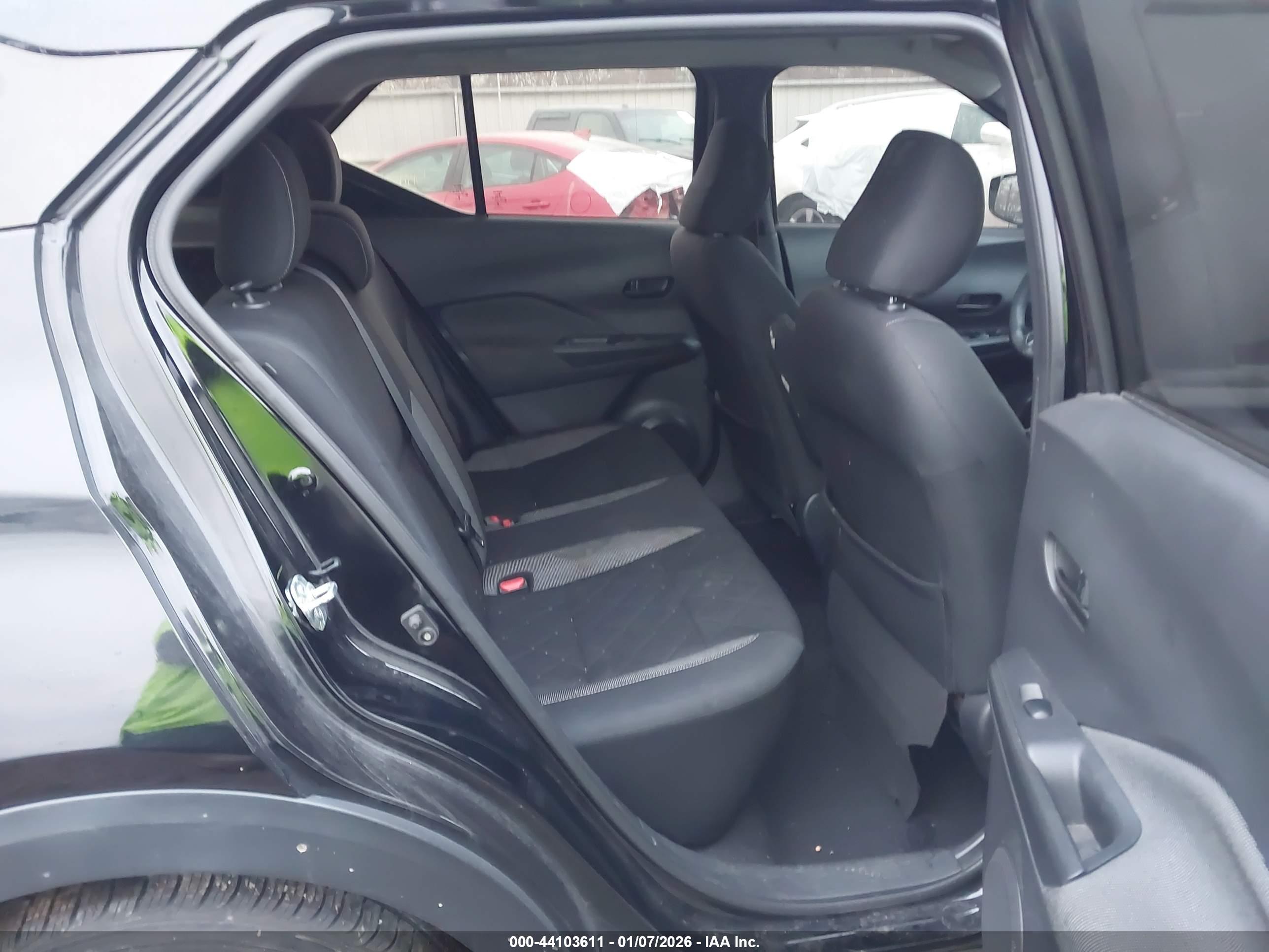 NISSAN KICKS image 8