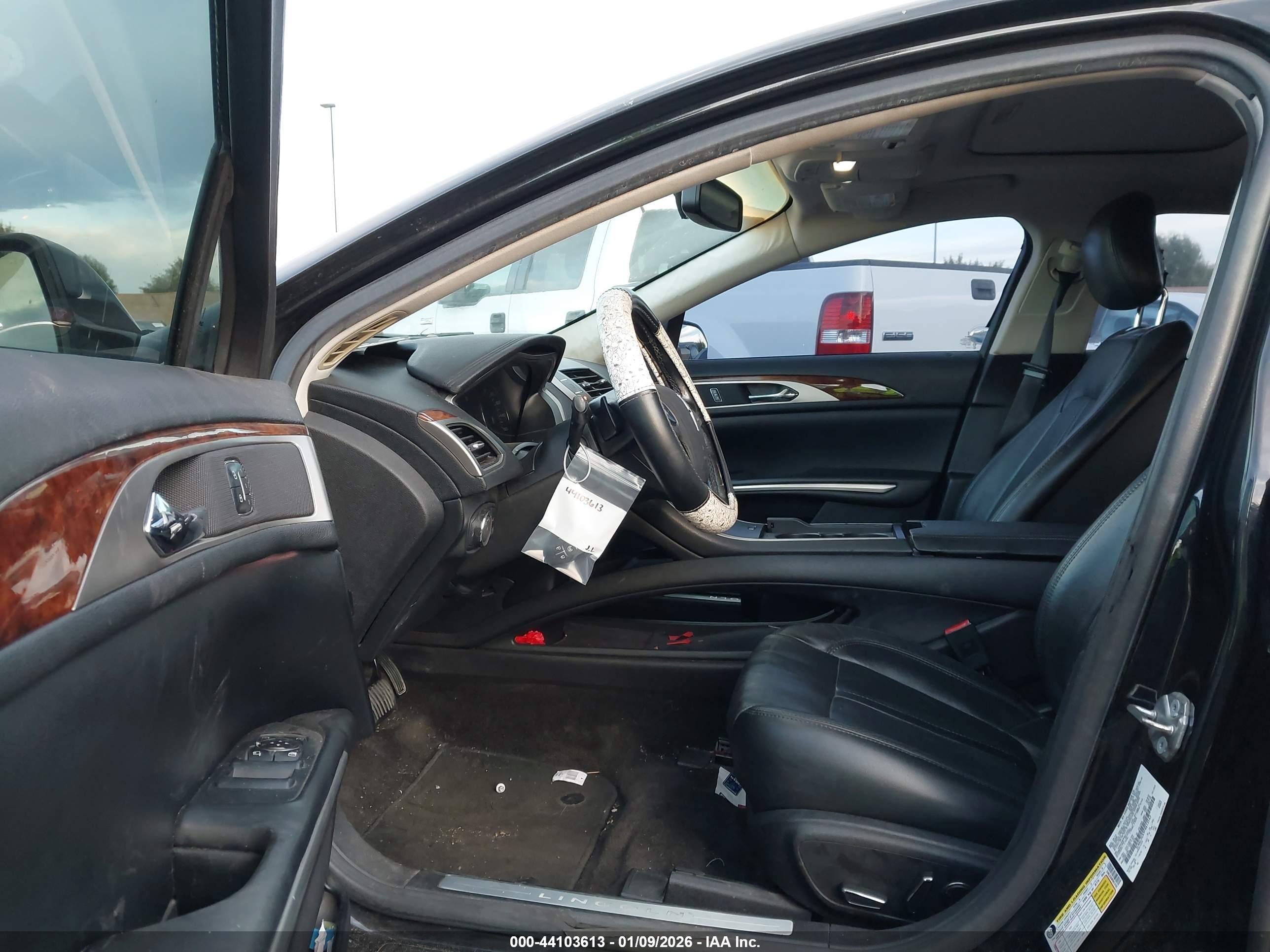 LINCOLN MKZ image 5