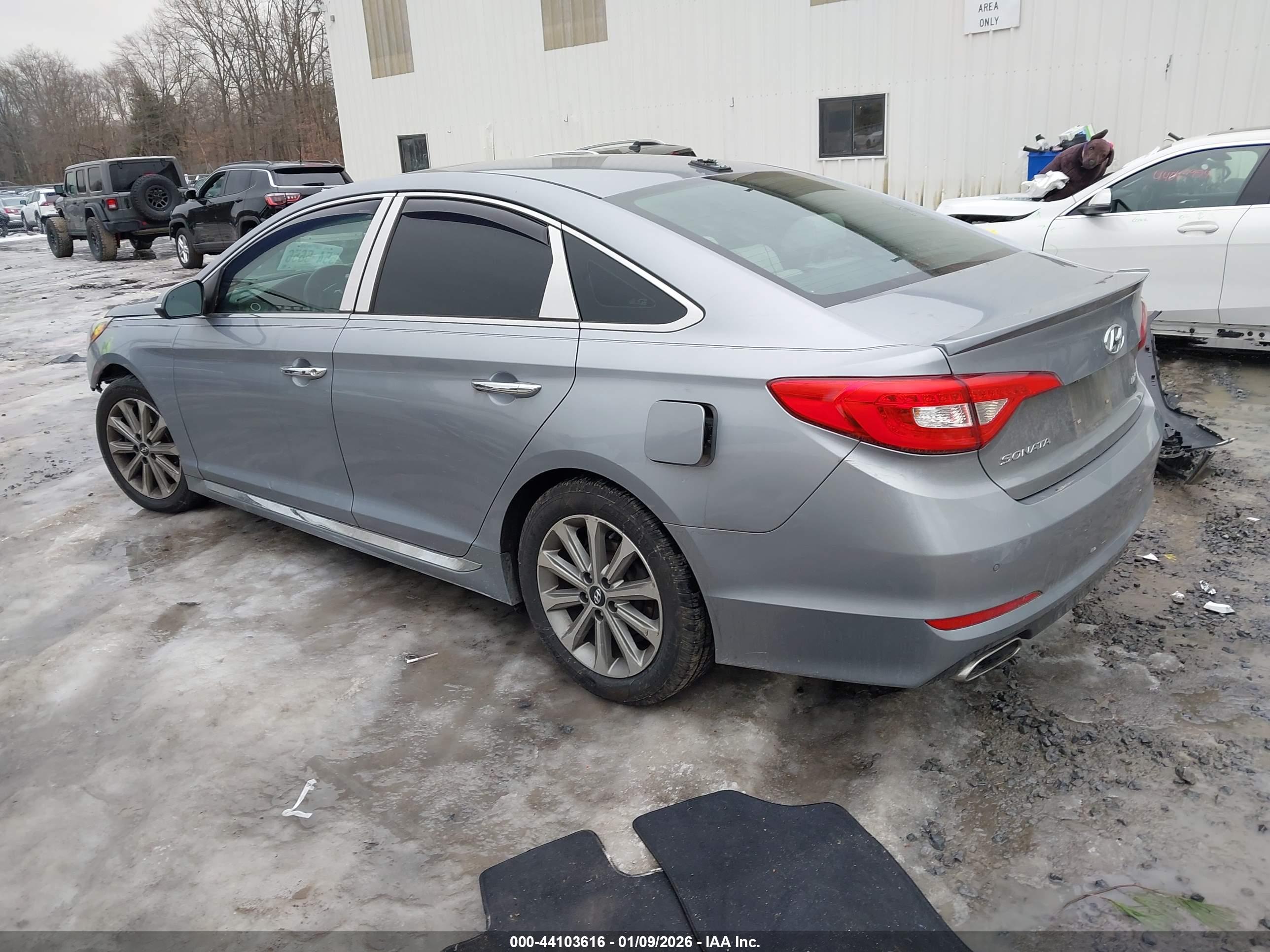 HYUNDAI SONATA image 3