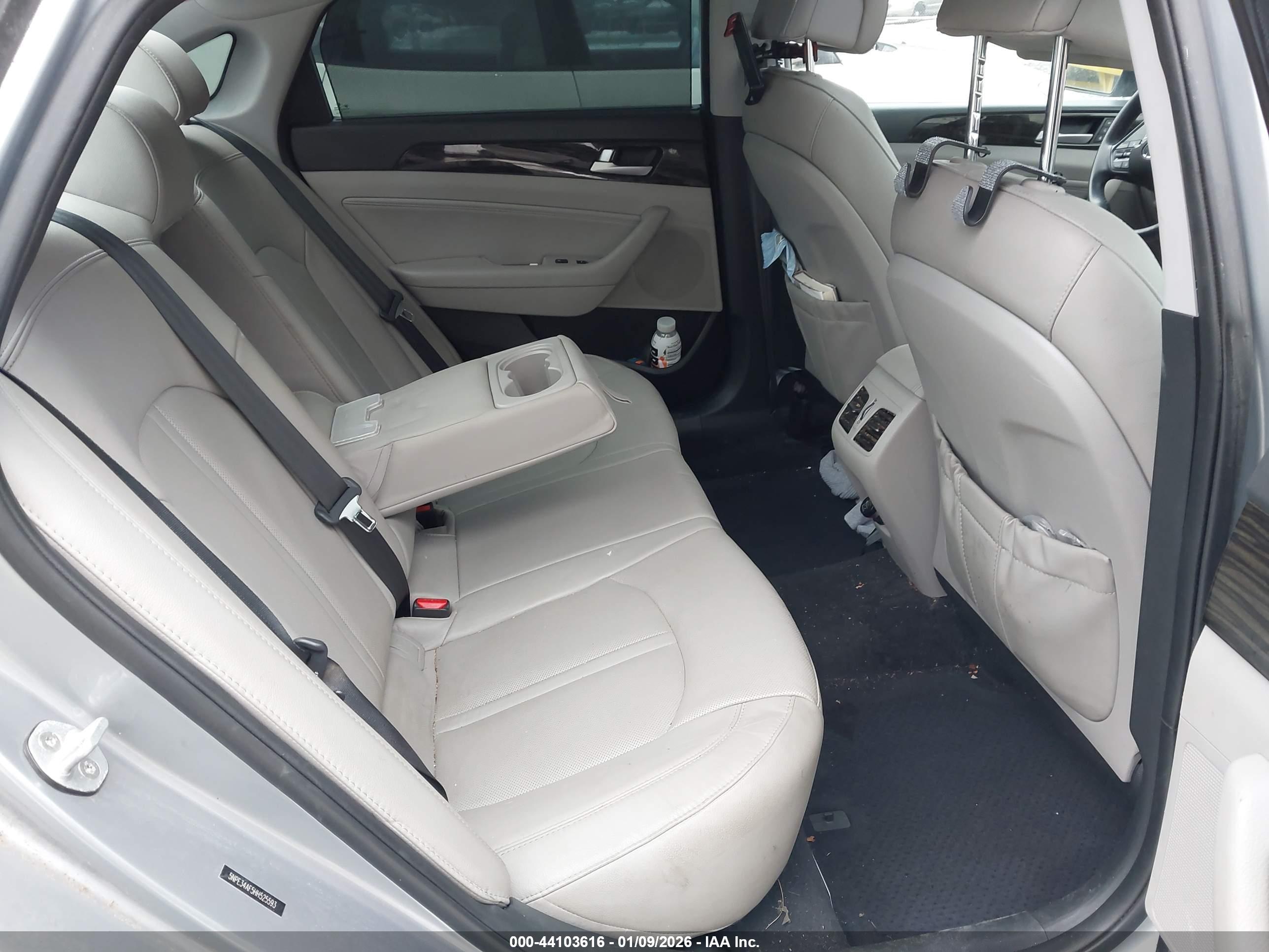 HYUNDAI SONATA image 8