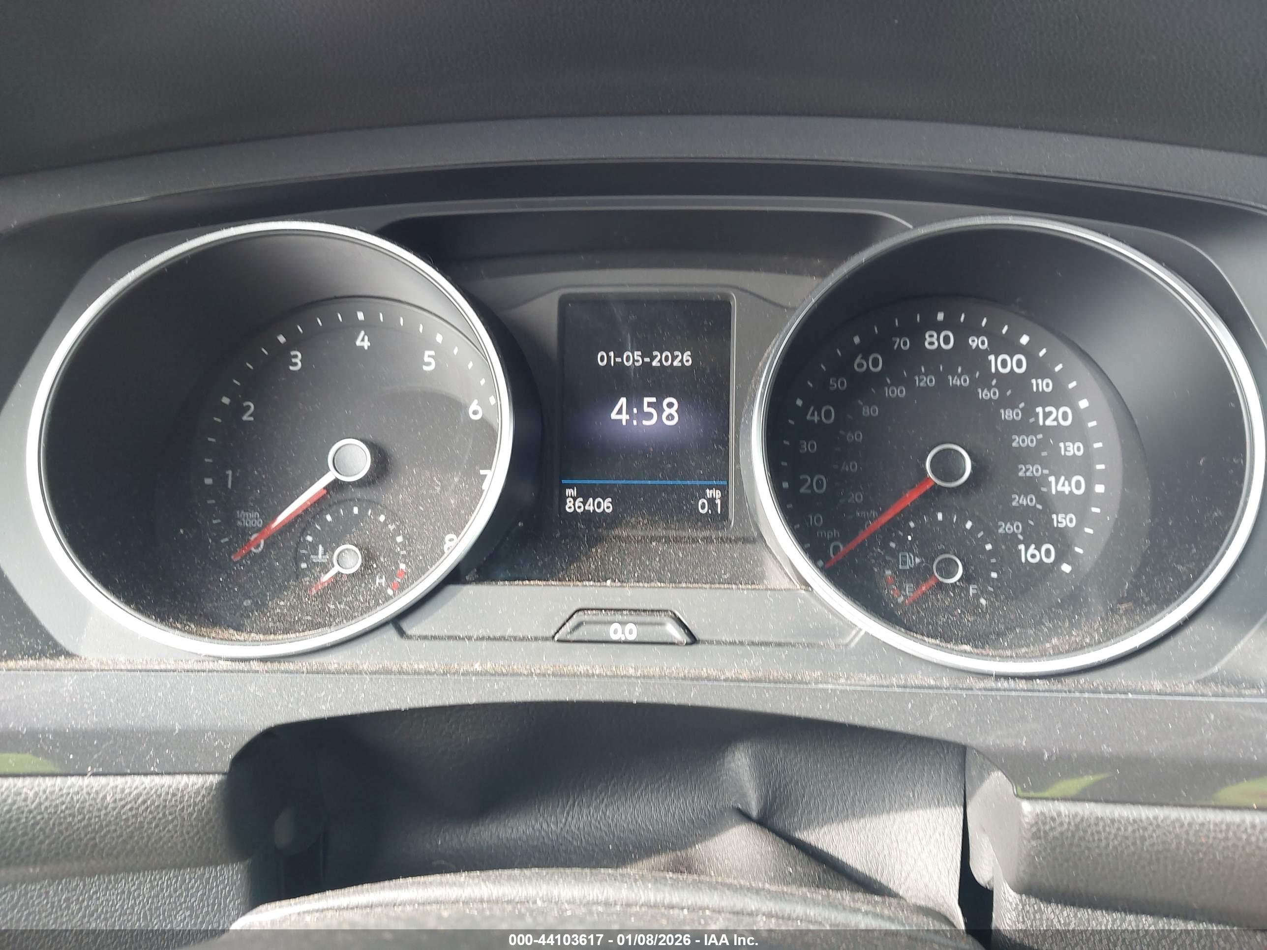 VOLKSWAGEN TIGUAN image 7