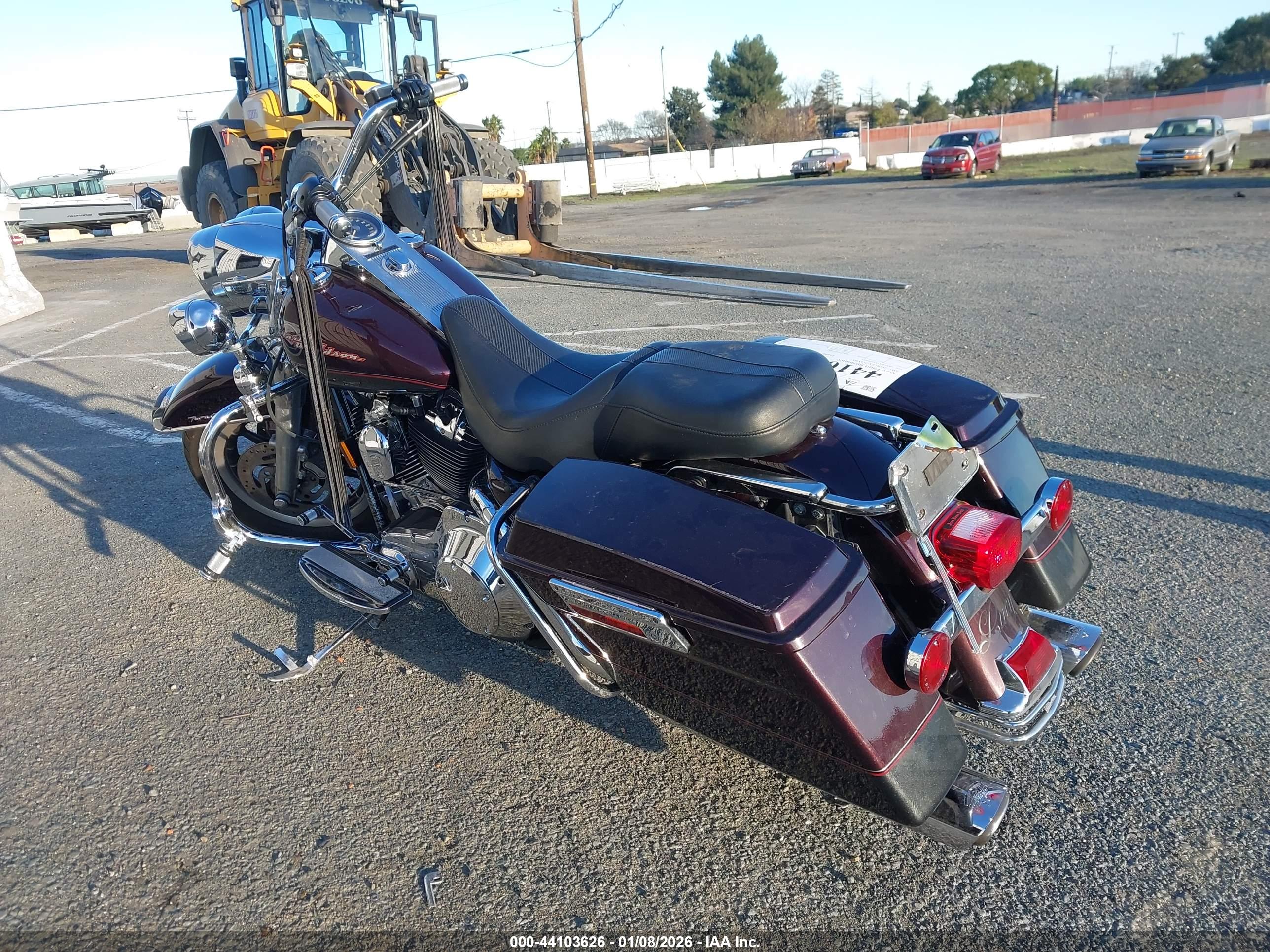 HARLEY-DAVIDSON FLHRI image 3