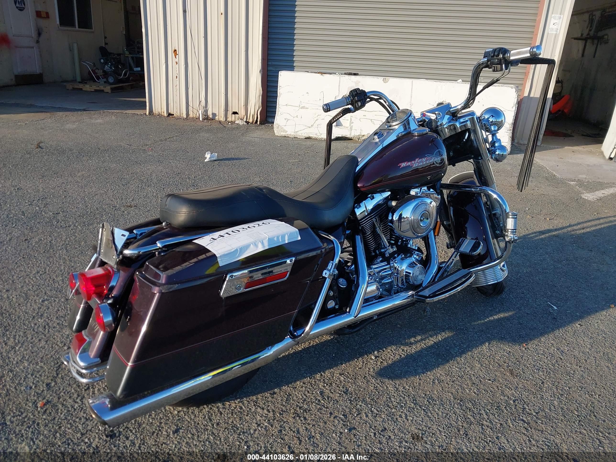 HARLEY-DAVIDSON FLHRI image 4