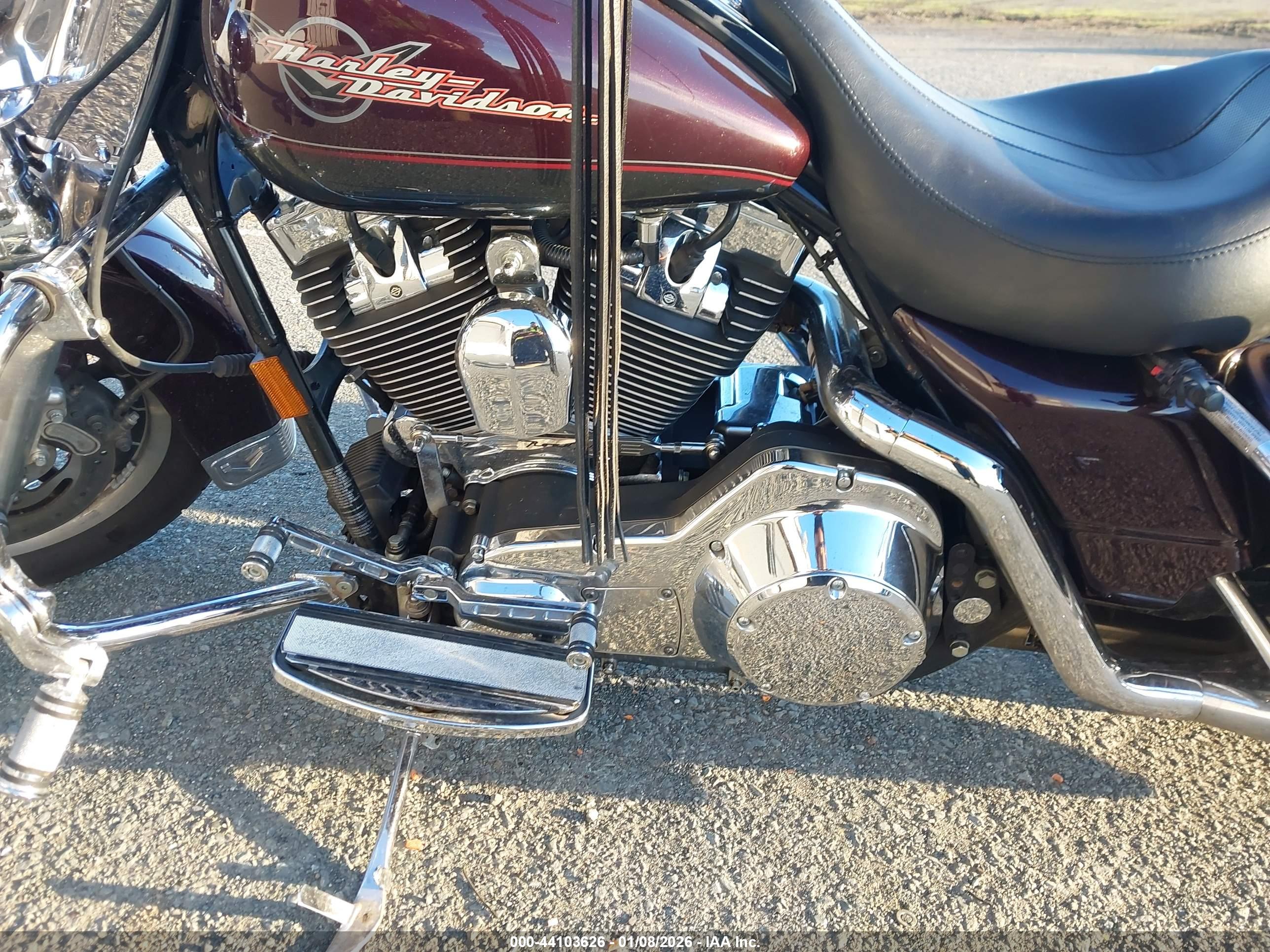 HARLEY-DAVIDSON FLHRI image 9